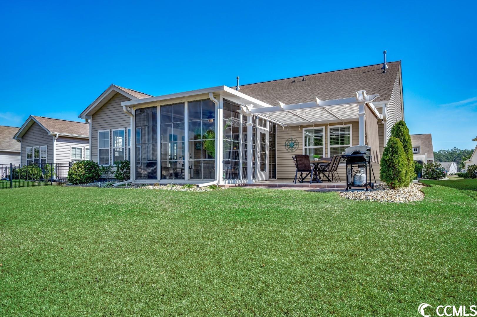 834 Devon Estate Ave.