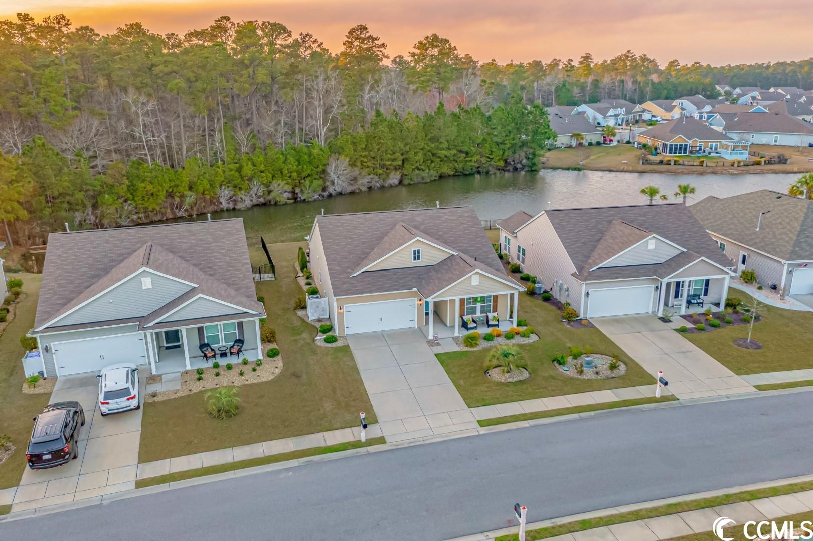 834 Devon Estate Ave.