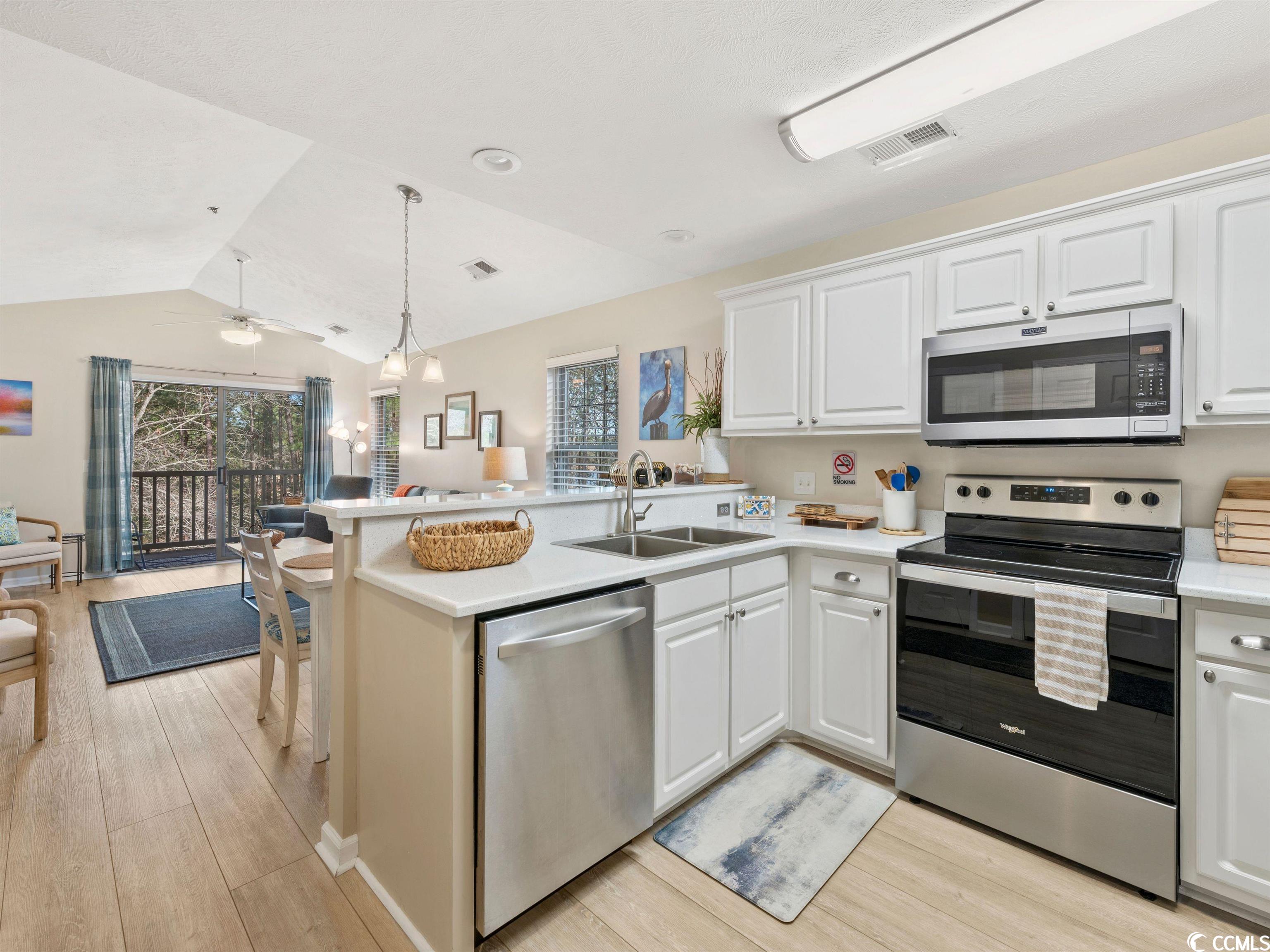 562 Blue Stem Dr. Unit: 54R