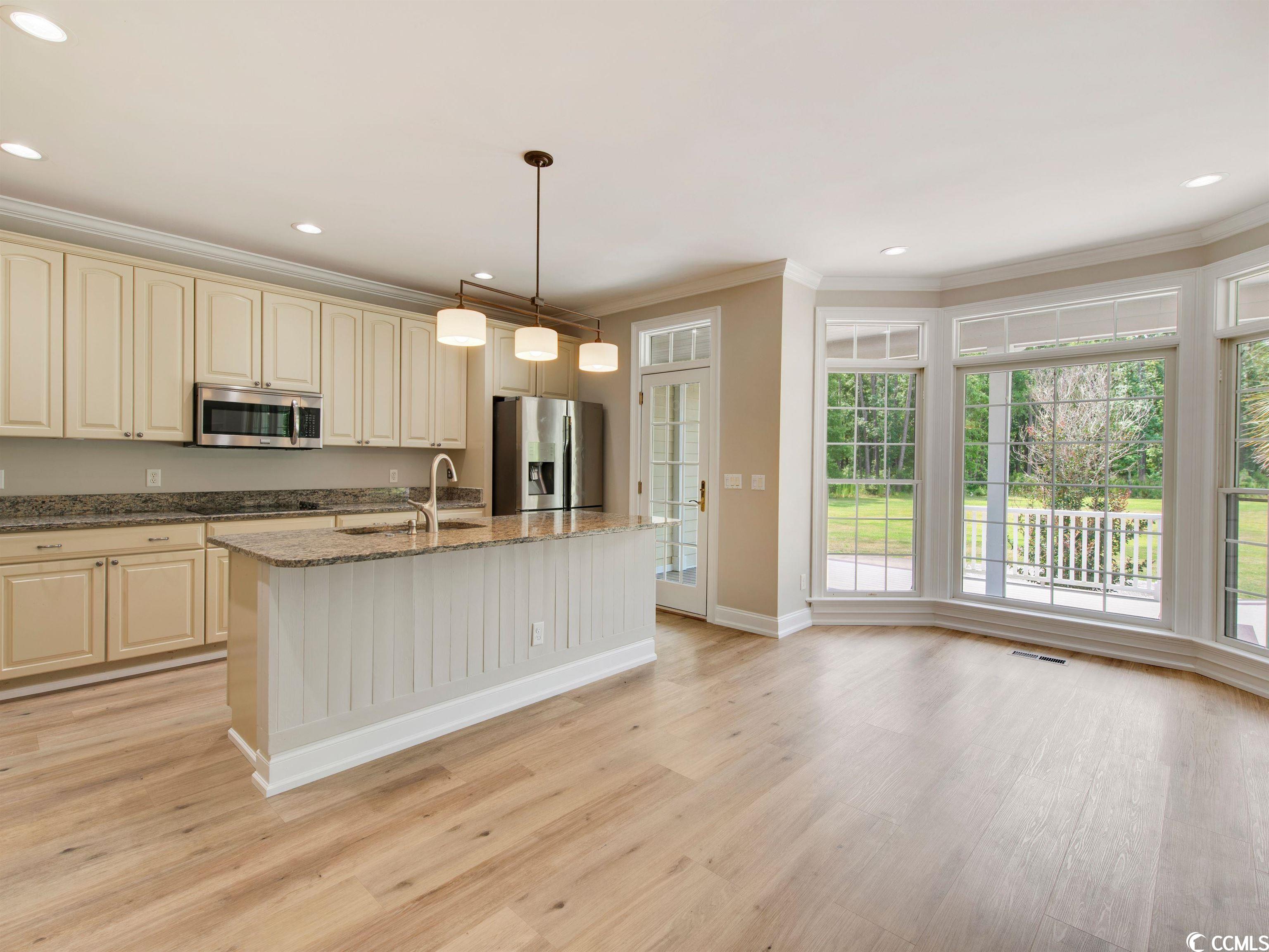 3503 Vanderbilt Blvd.