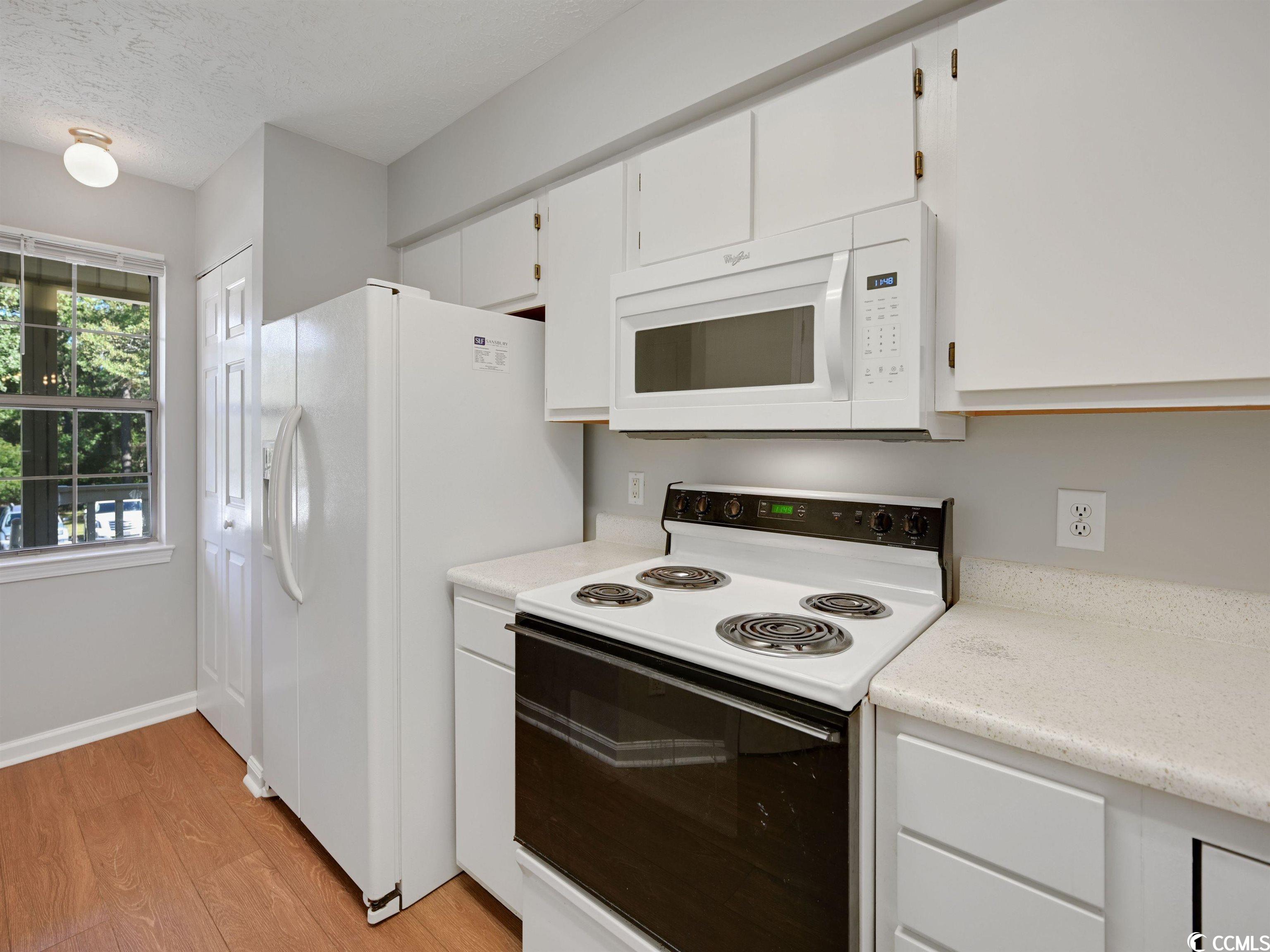 227 Pinehurst Ln. Unit: 6E