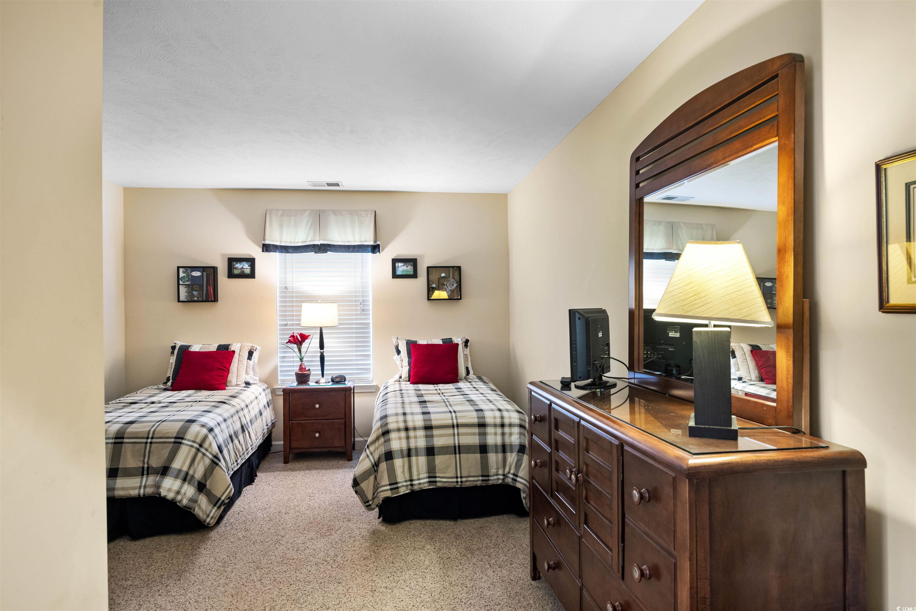 320 Pinehurst Ln. Unit: 11D