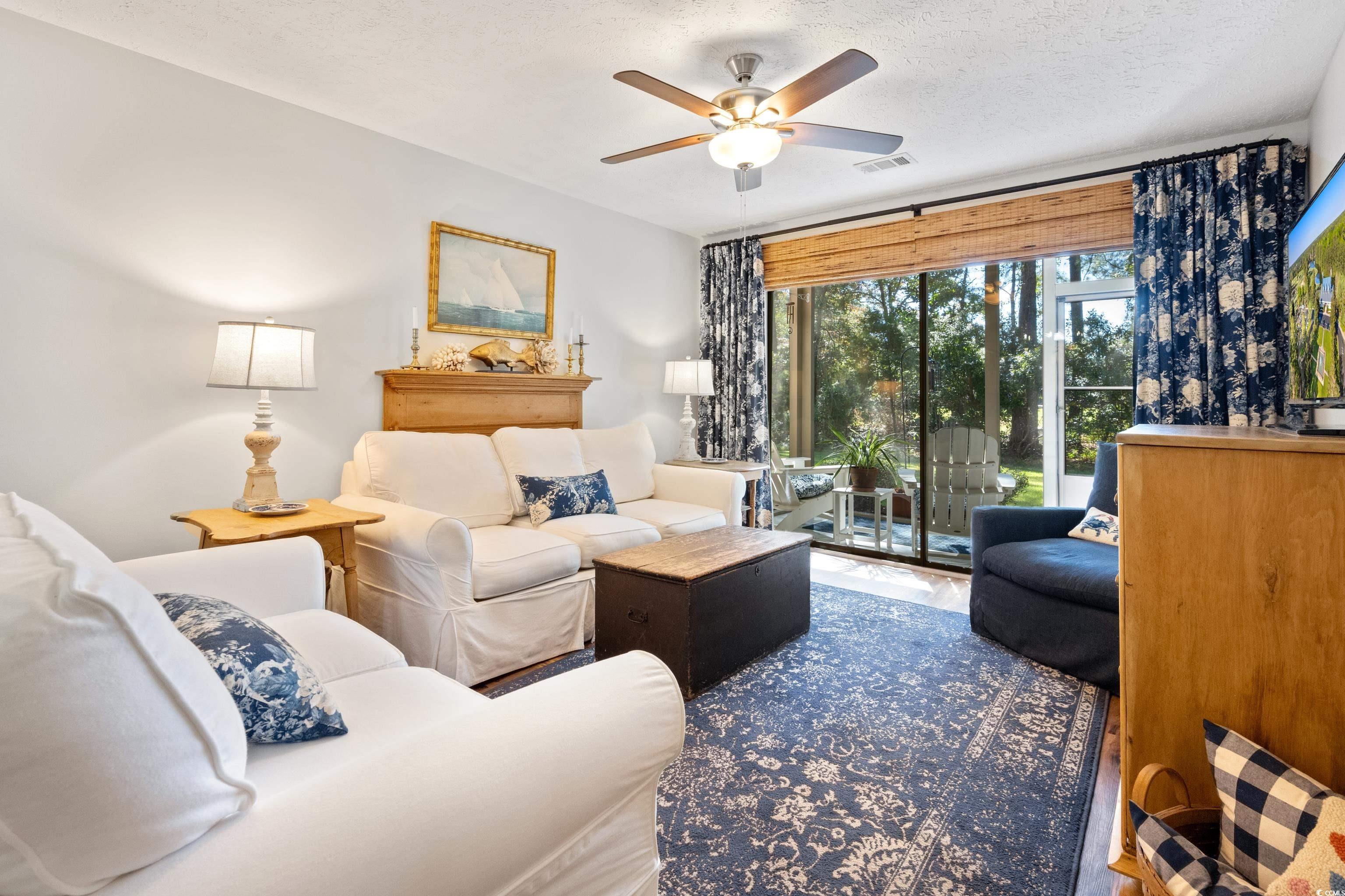 227 Pinehurst Ln. Unit: 6B