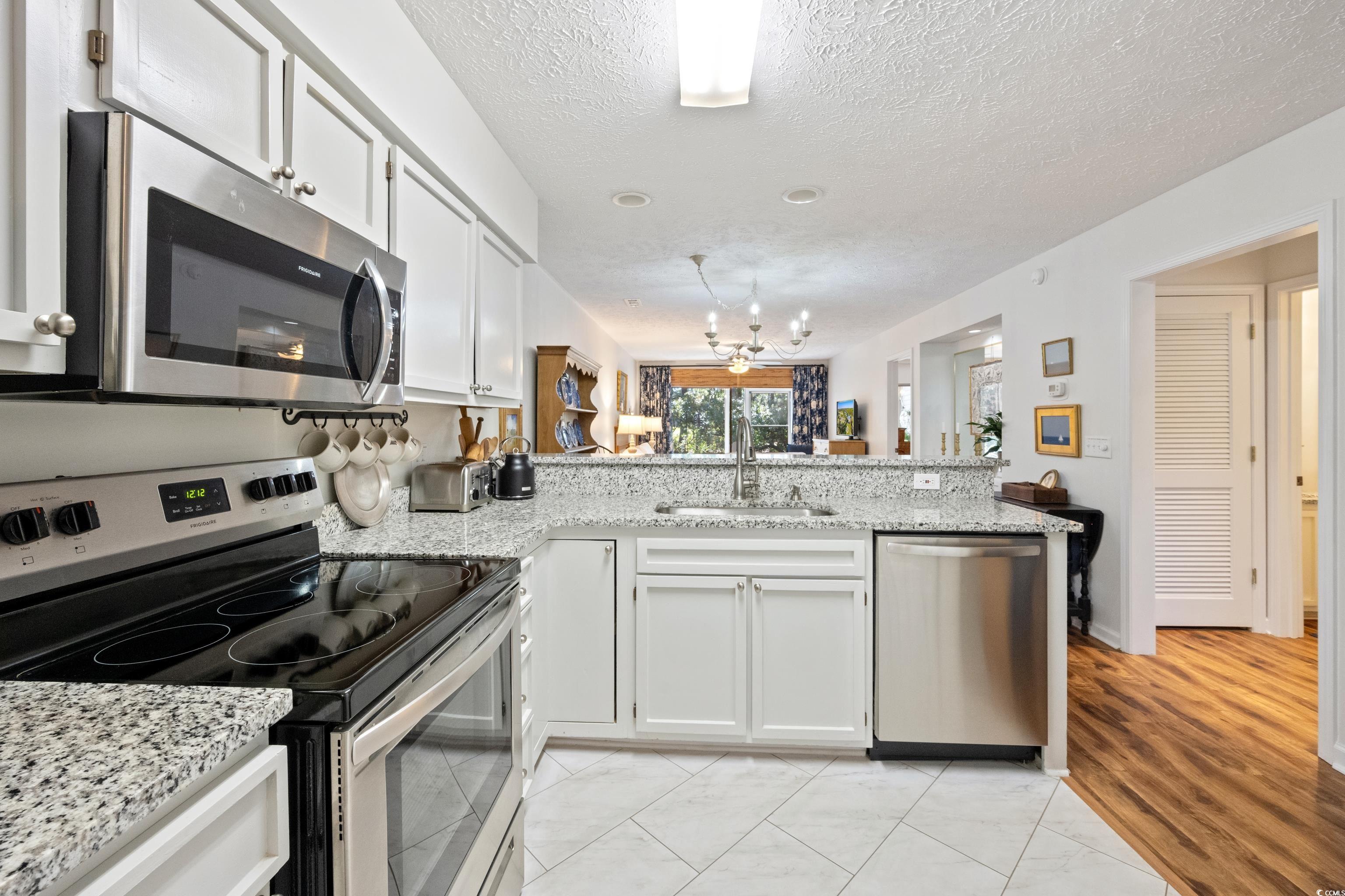 227 Pinehurst Ln. Unit: 6B