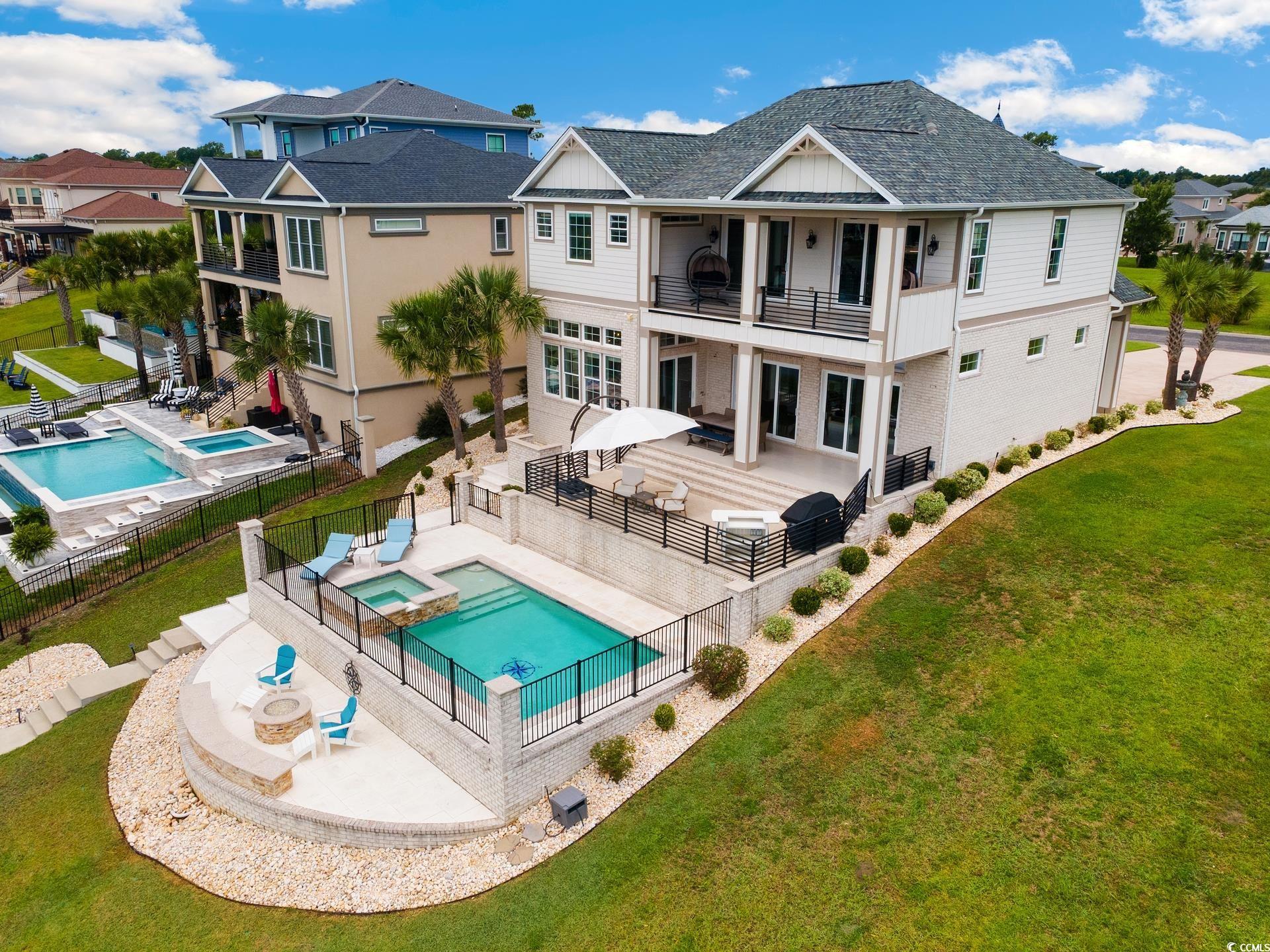 900 Waterton Ave.