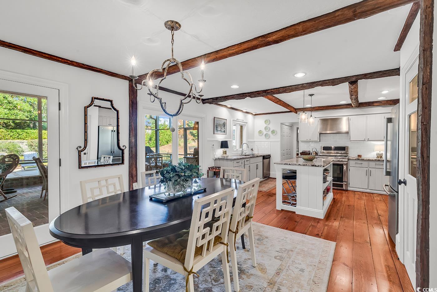 435 Lakeshore Dr.