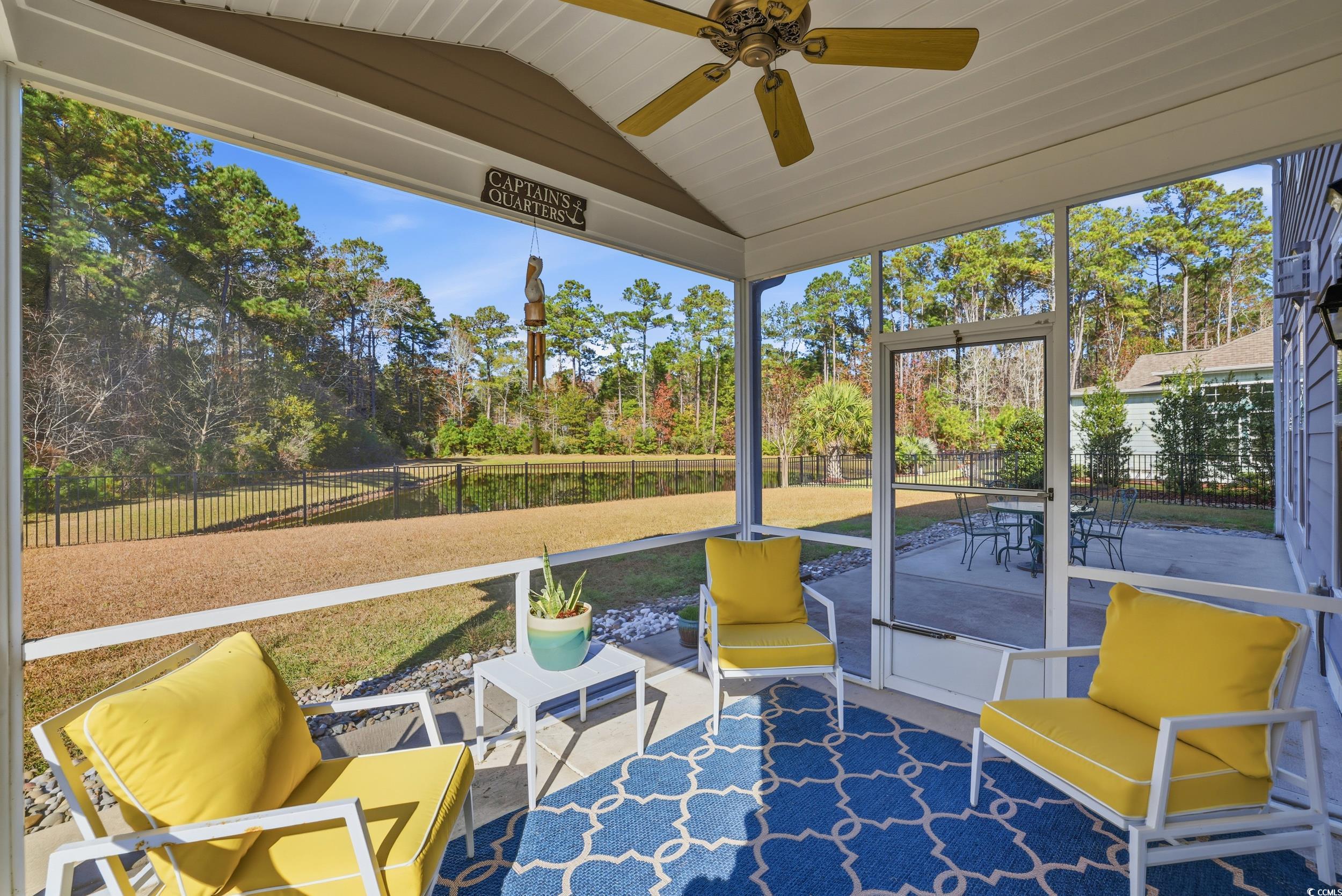418 Hyacinth Loop