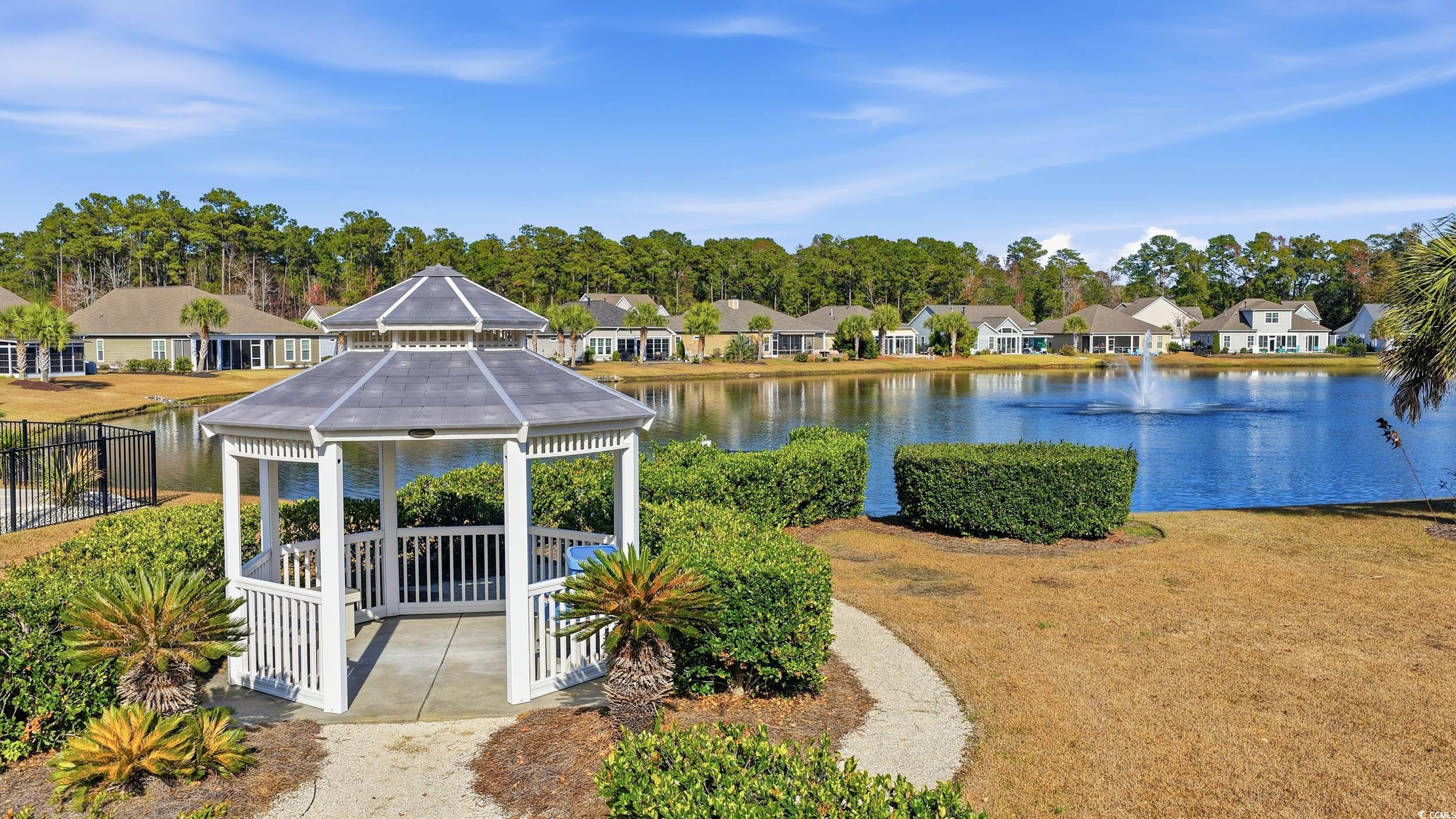 418 Hyacinth Loop