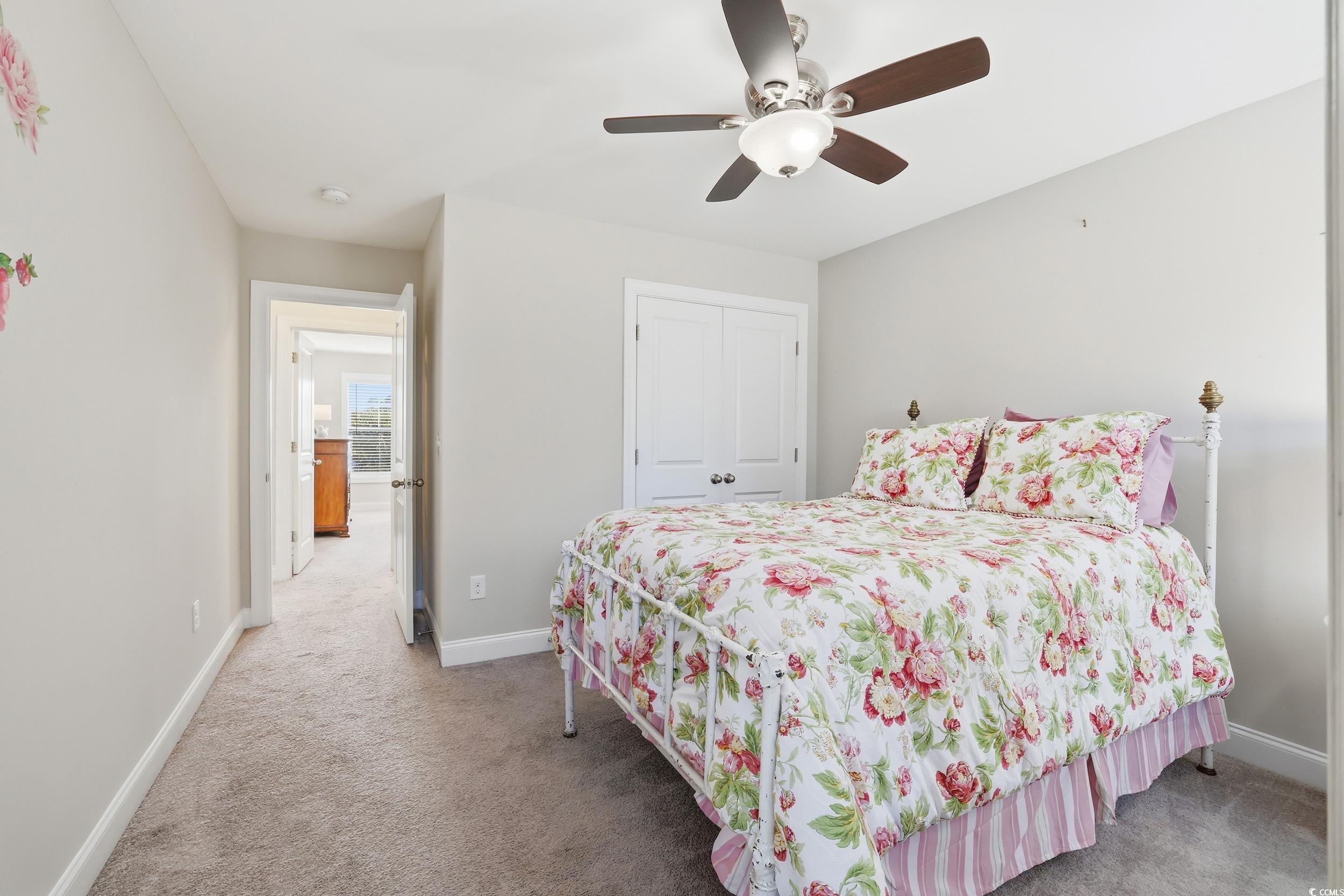 418 Hyacinth Loop