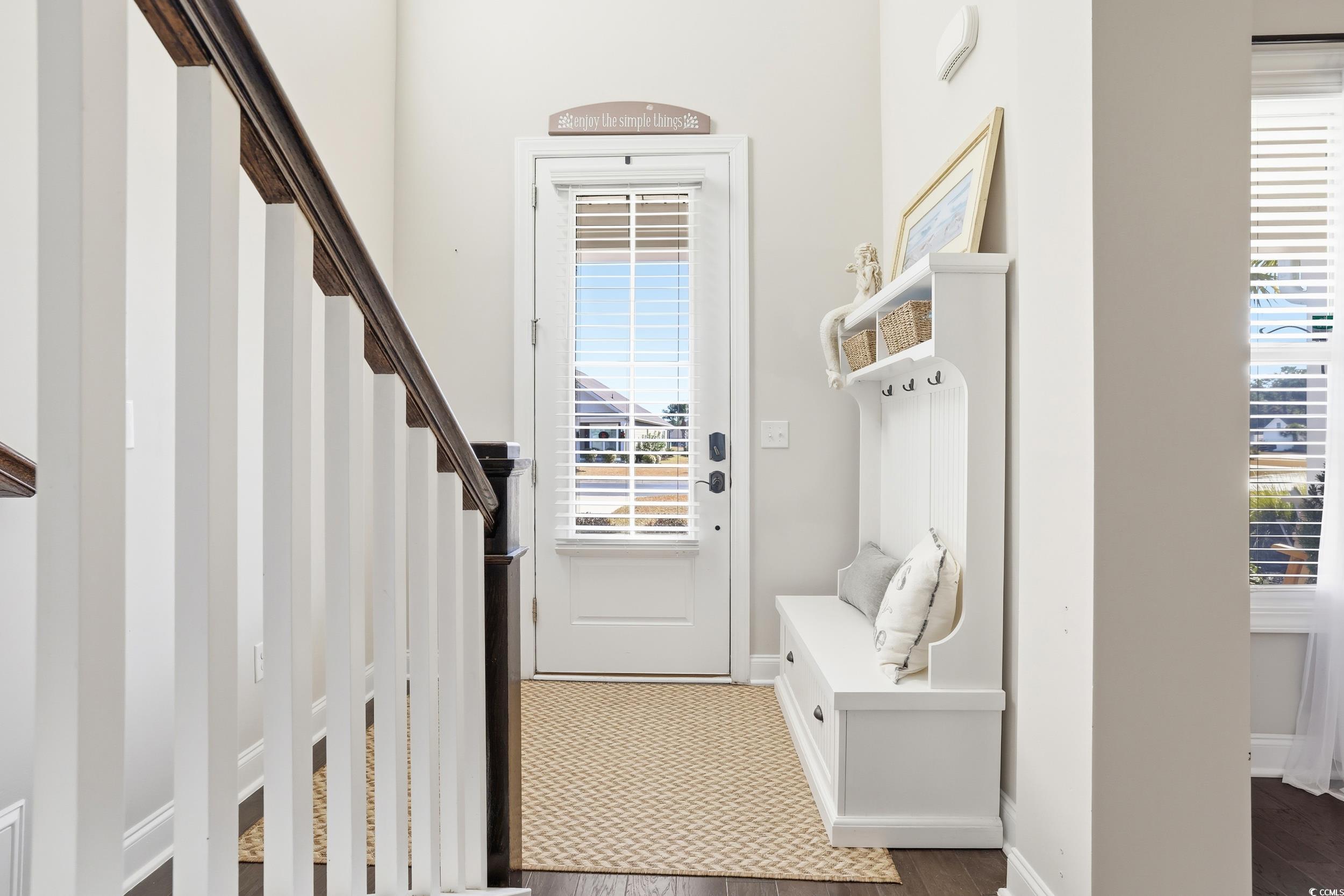 418 Hyacinth Loop