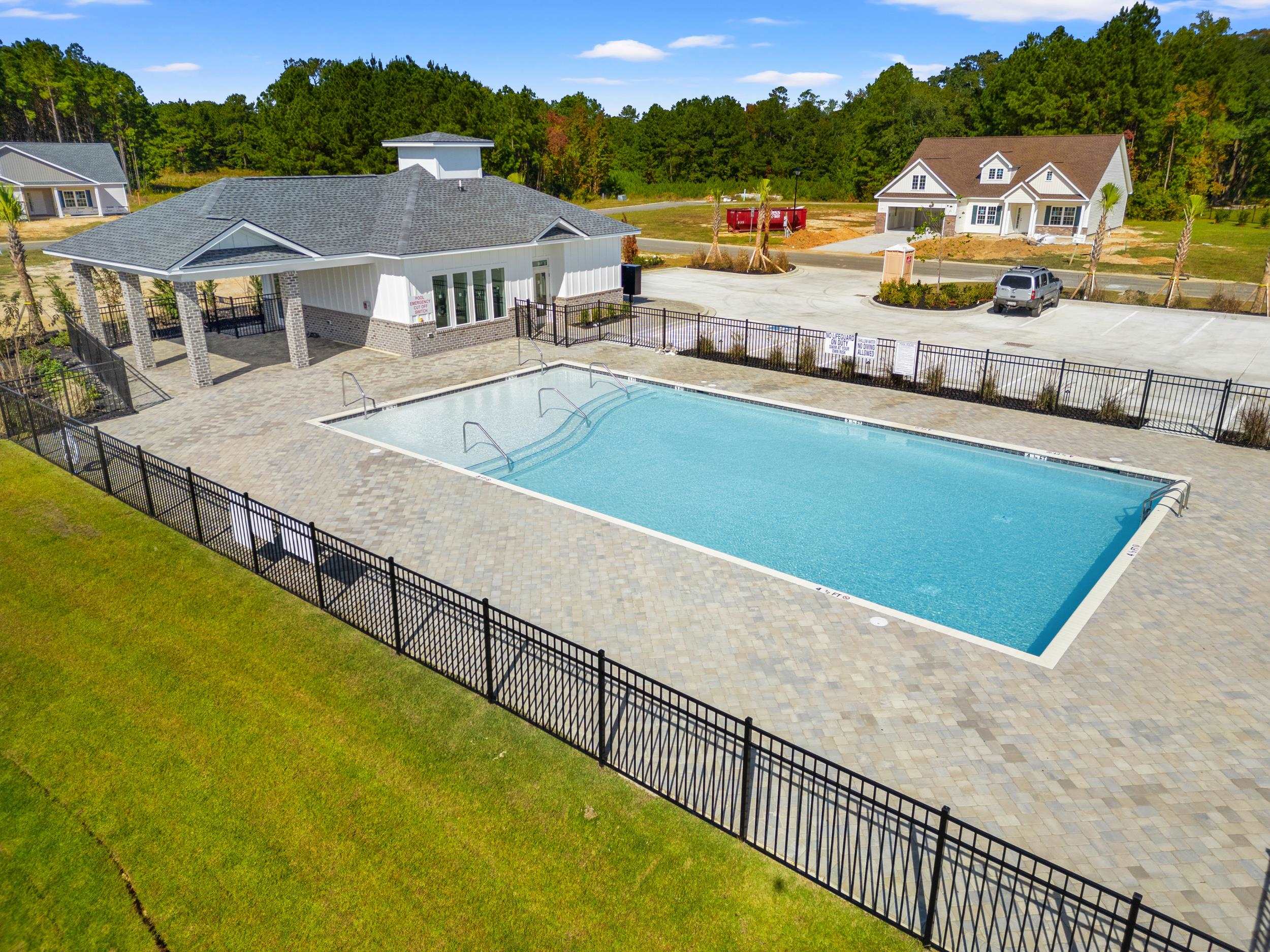 45 Double Pond Dr