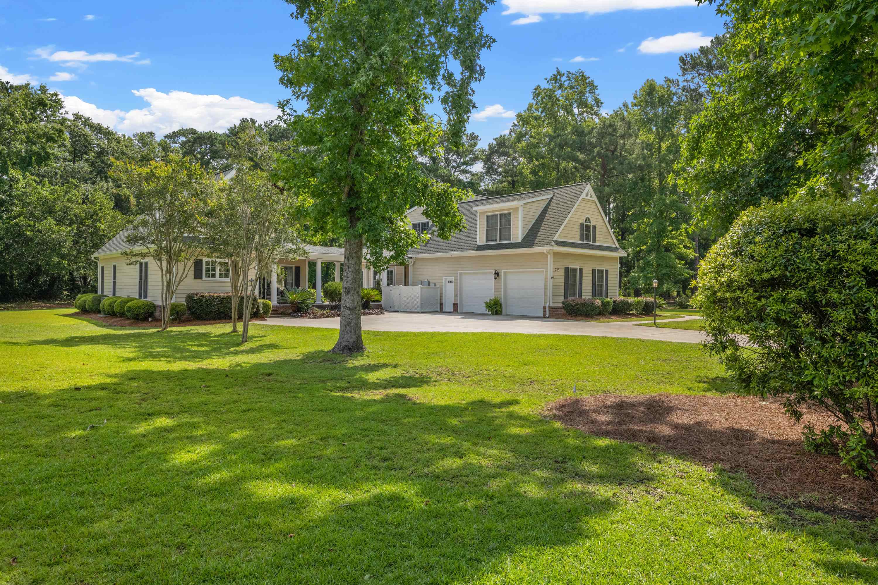 785 River Oak Circle