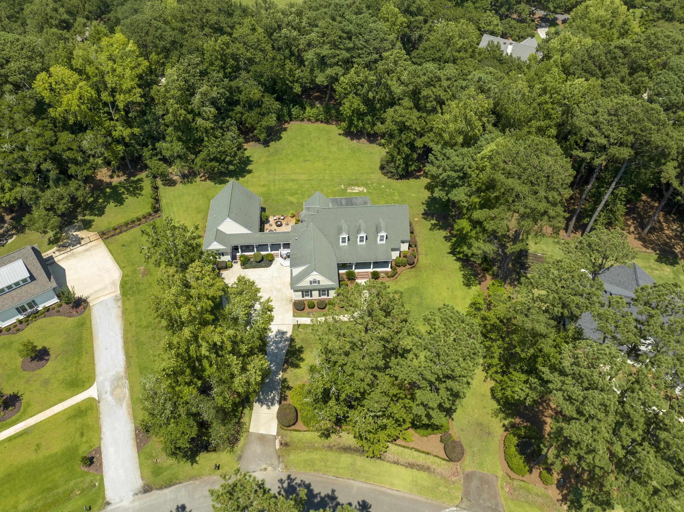 785 River Oak Circle