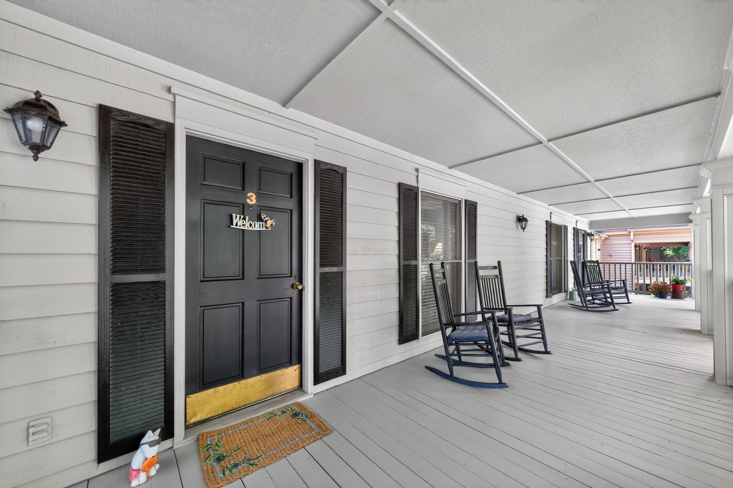 127 Weehawka Way Unit: 3