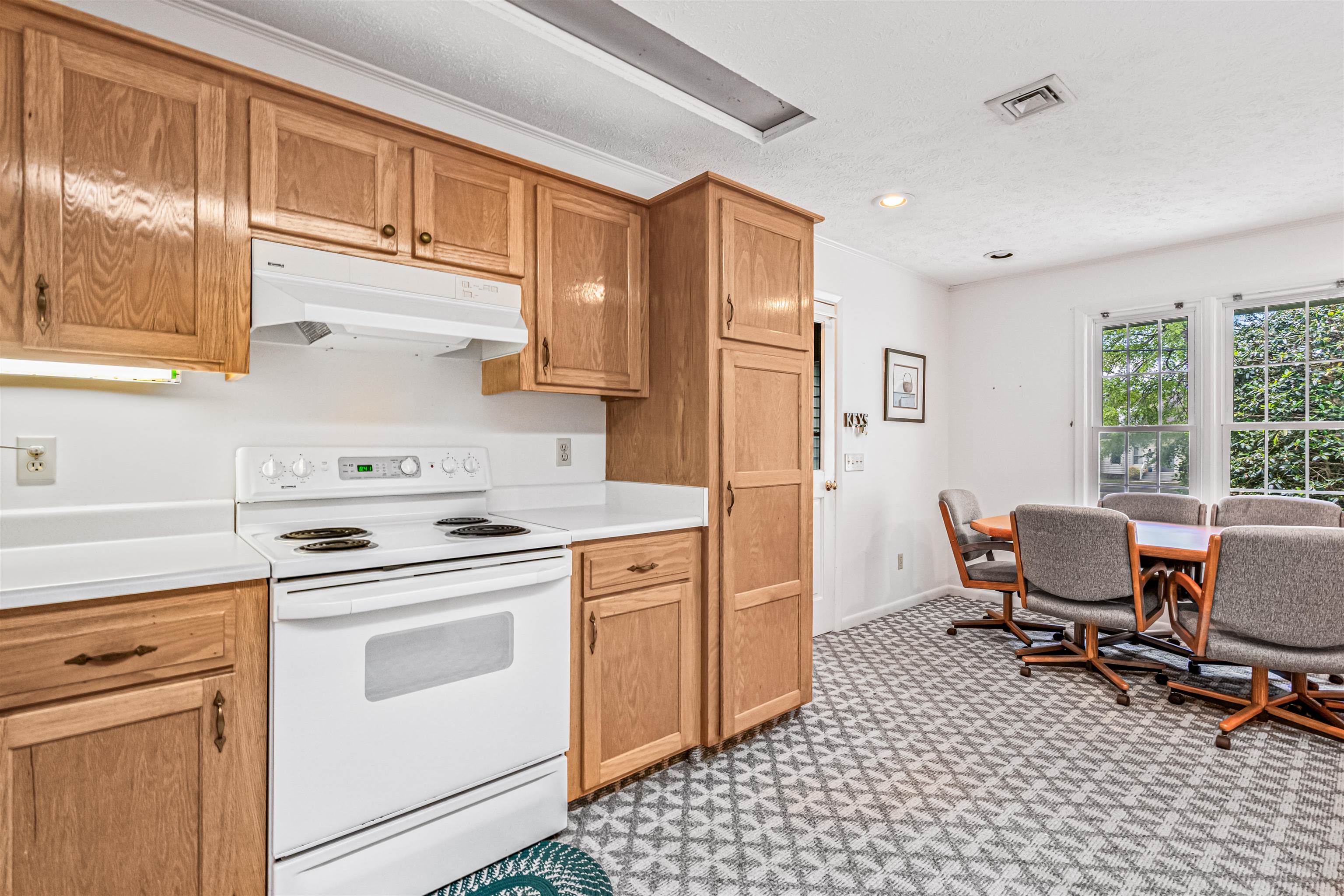 142 Old Cedar Loop