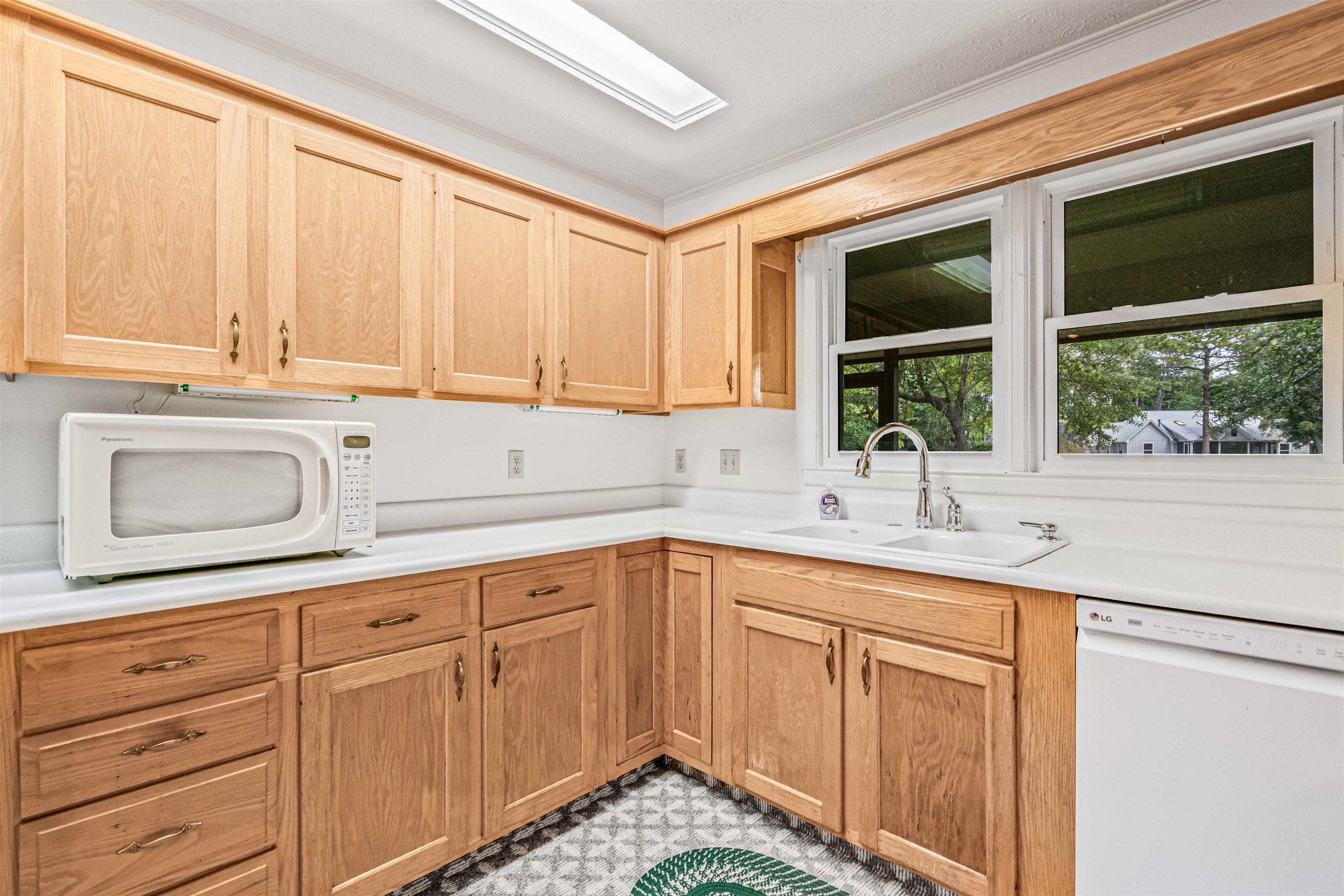 142 Old Cedar Loop