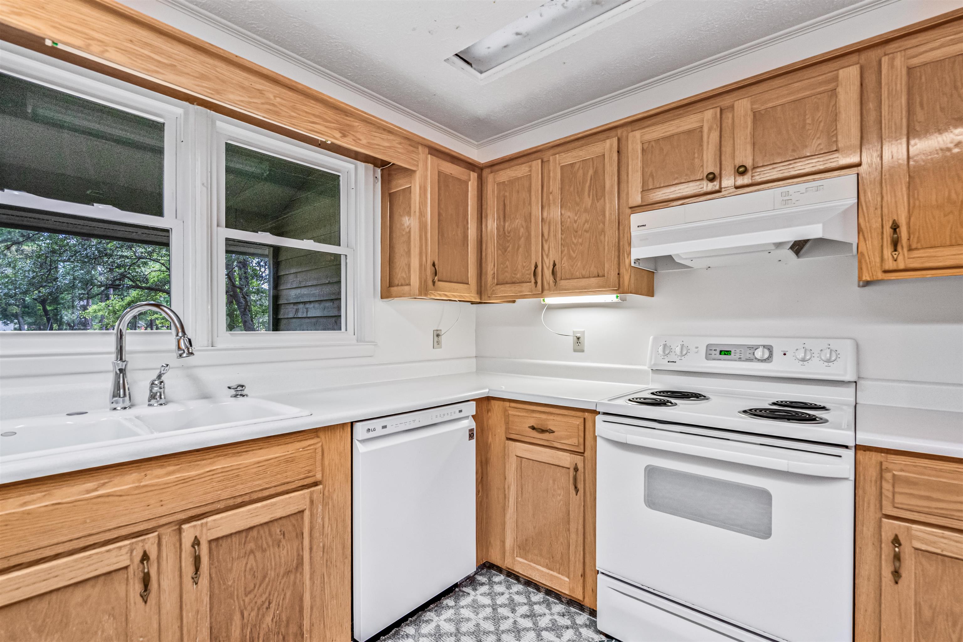 142 Old Cedar Loop