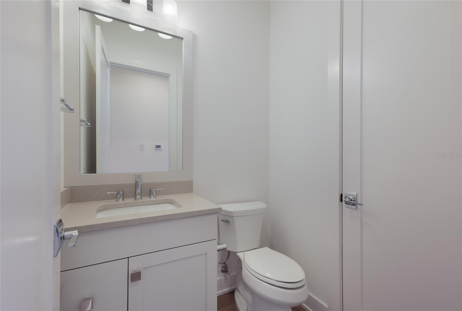 1107 BLUE SHELL LOOP