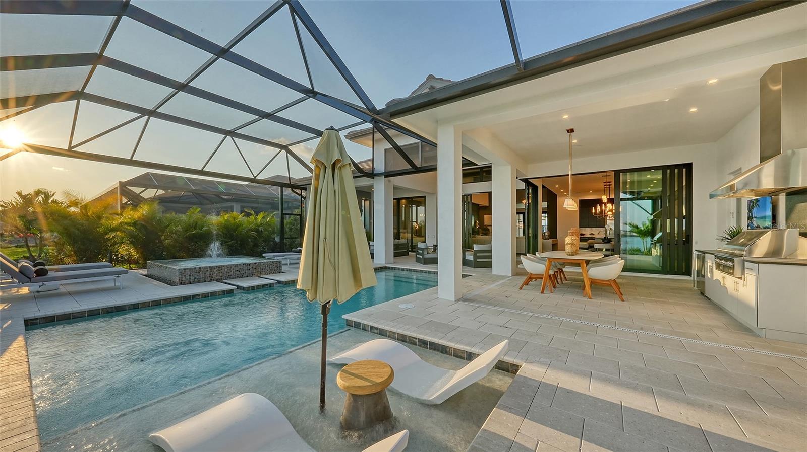 1210 BLUE SHELL LOOP