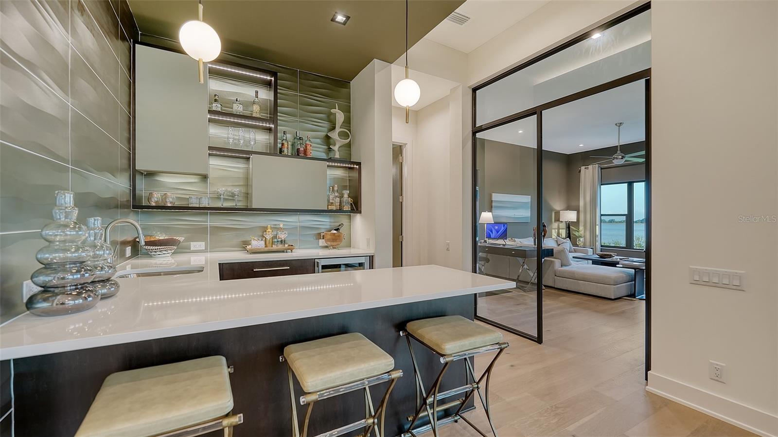 1210 BLUE SHELL LOOP