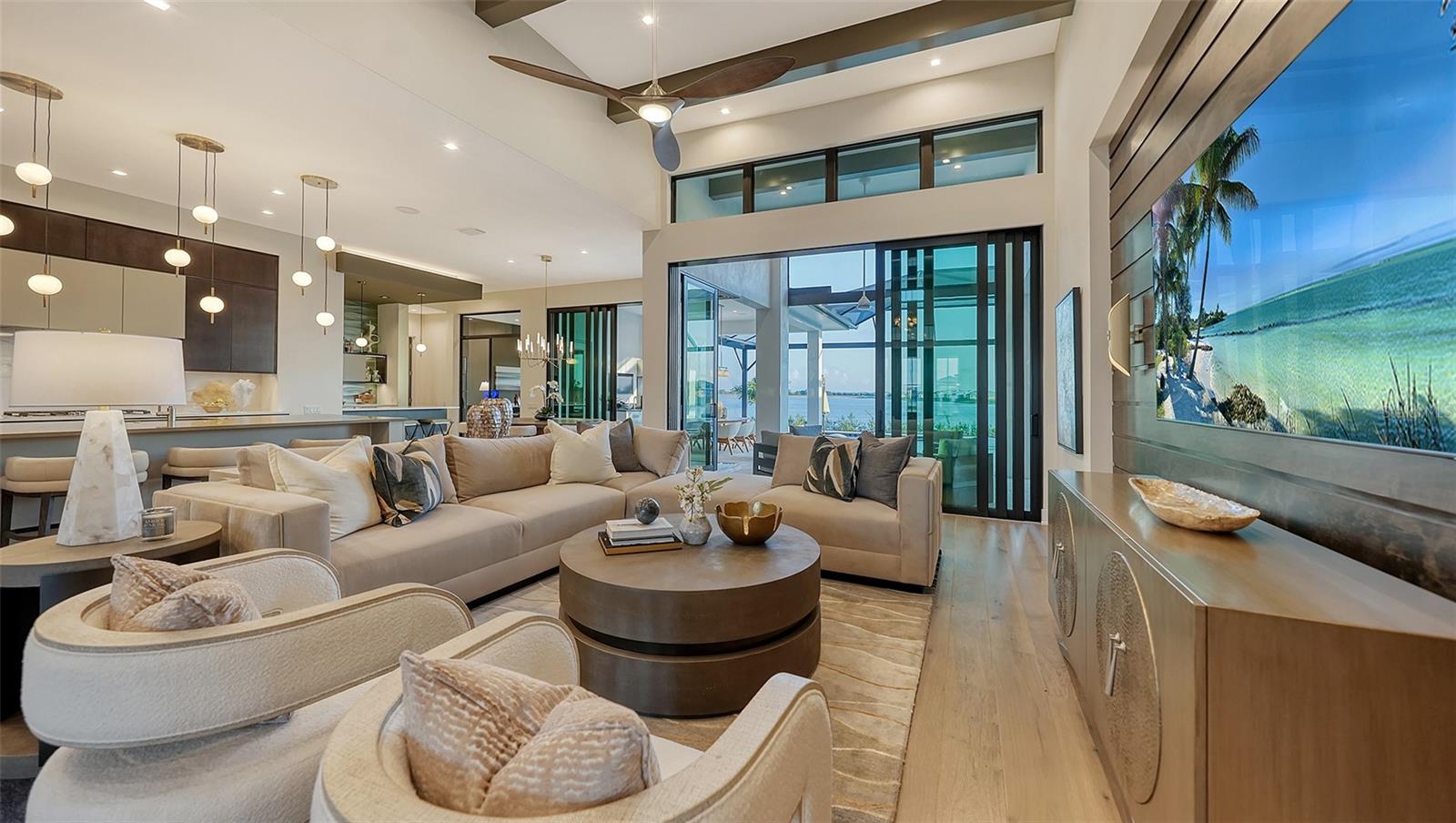 1210 BLUE SHELL LOOP