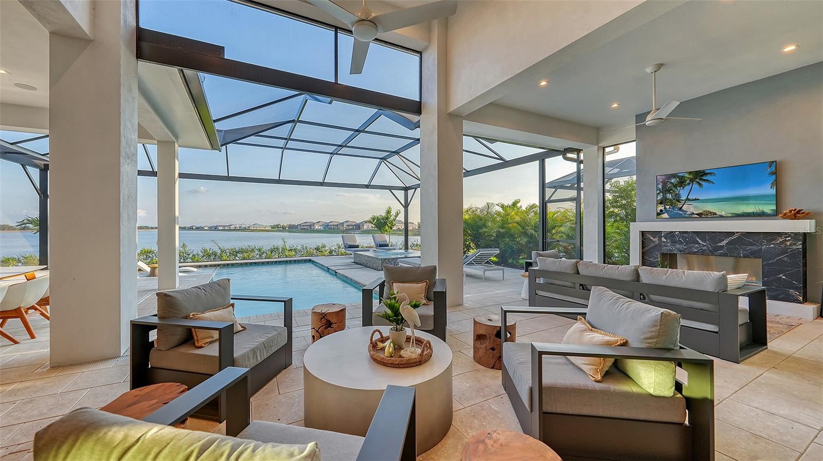 1210 BLUE SHELL LOOP