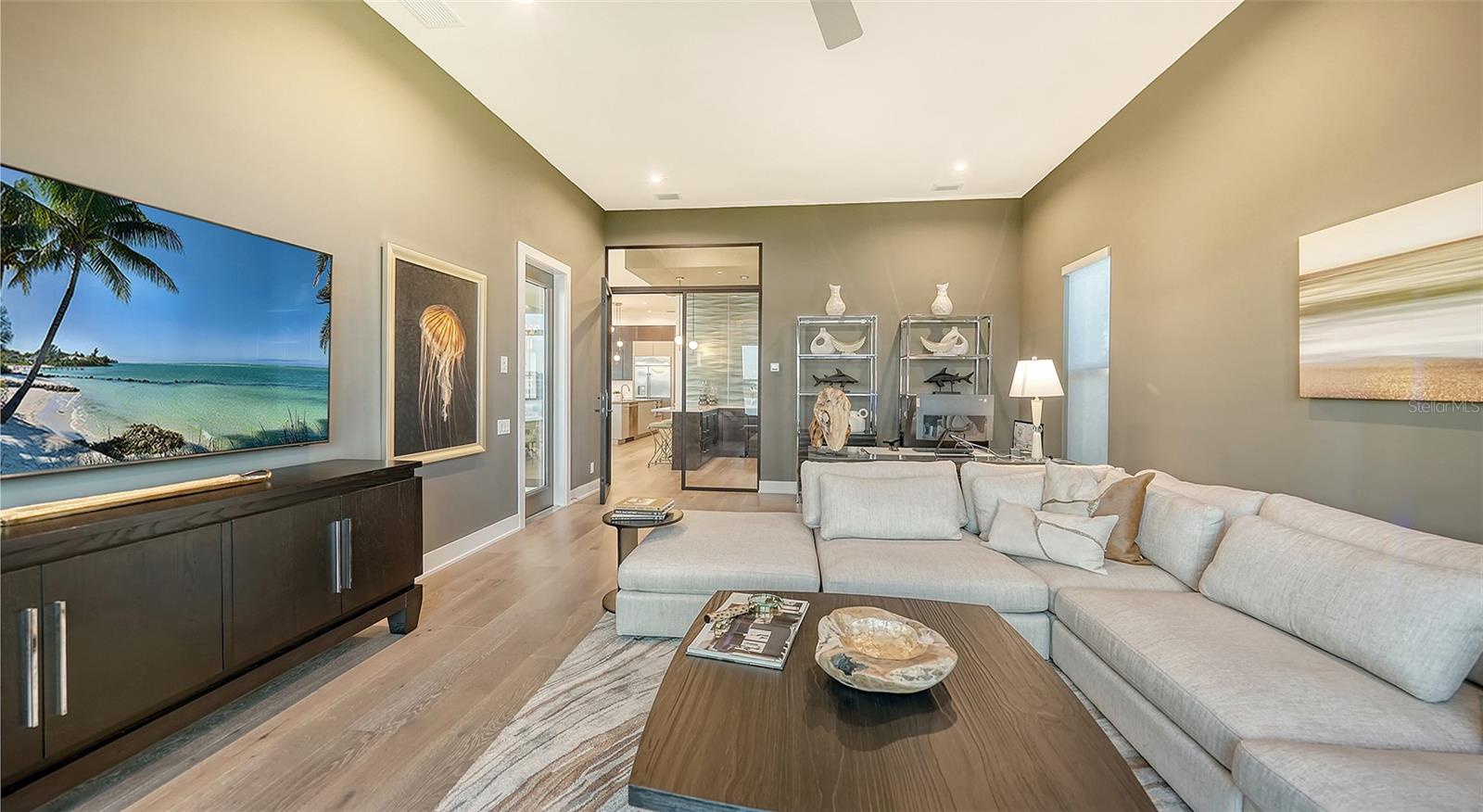 1210 BLUE SHELL LOOP