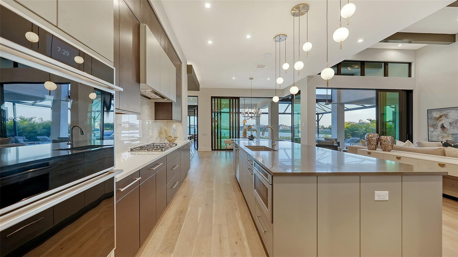 1210 BLUE SHELL LOOP