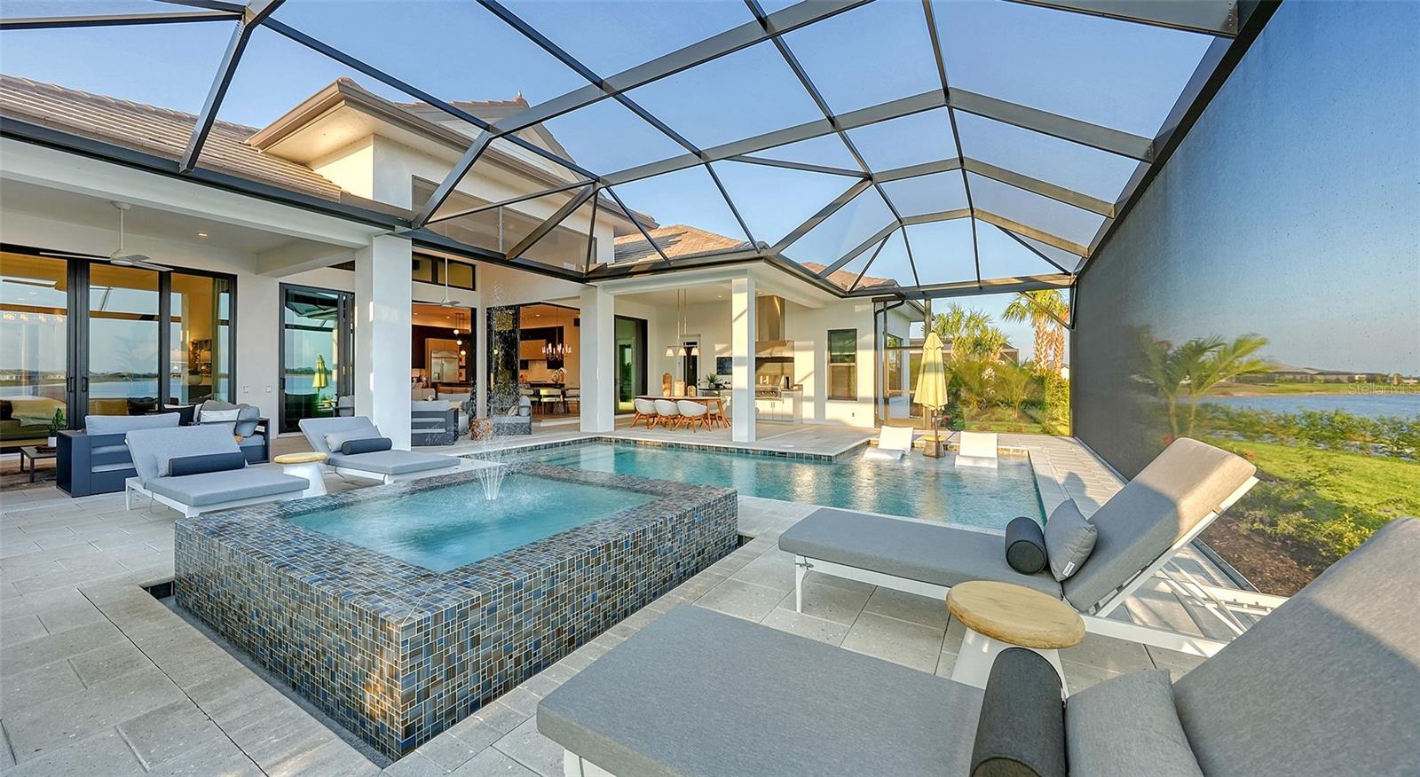 1210 BLUE SHELL LOOP