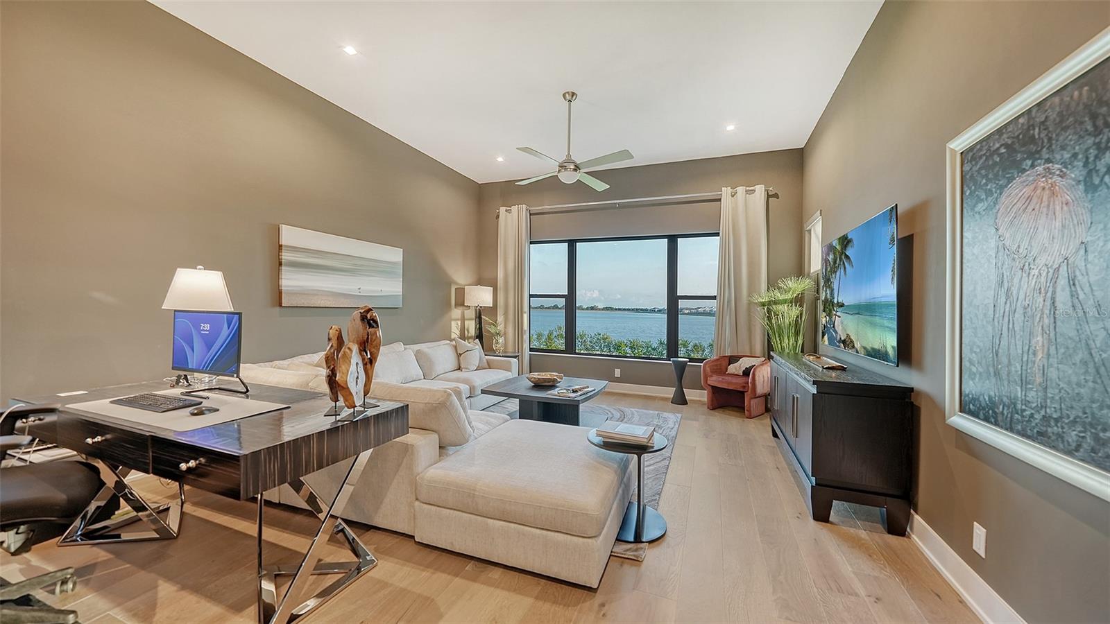 1210 BLUE SHELL LOOP