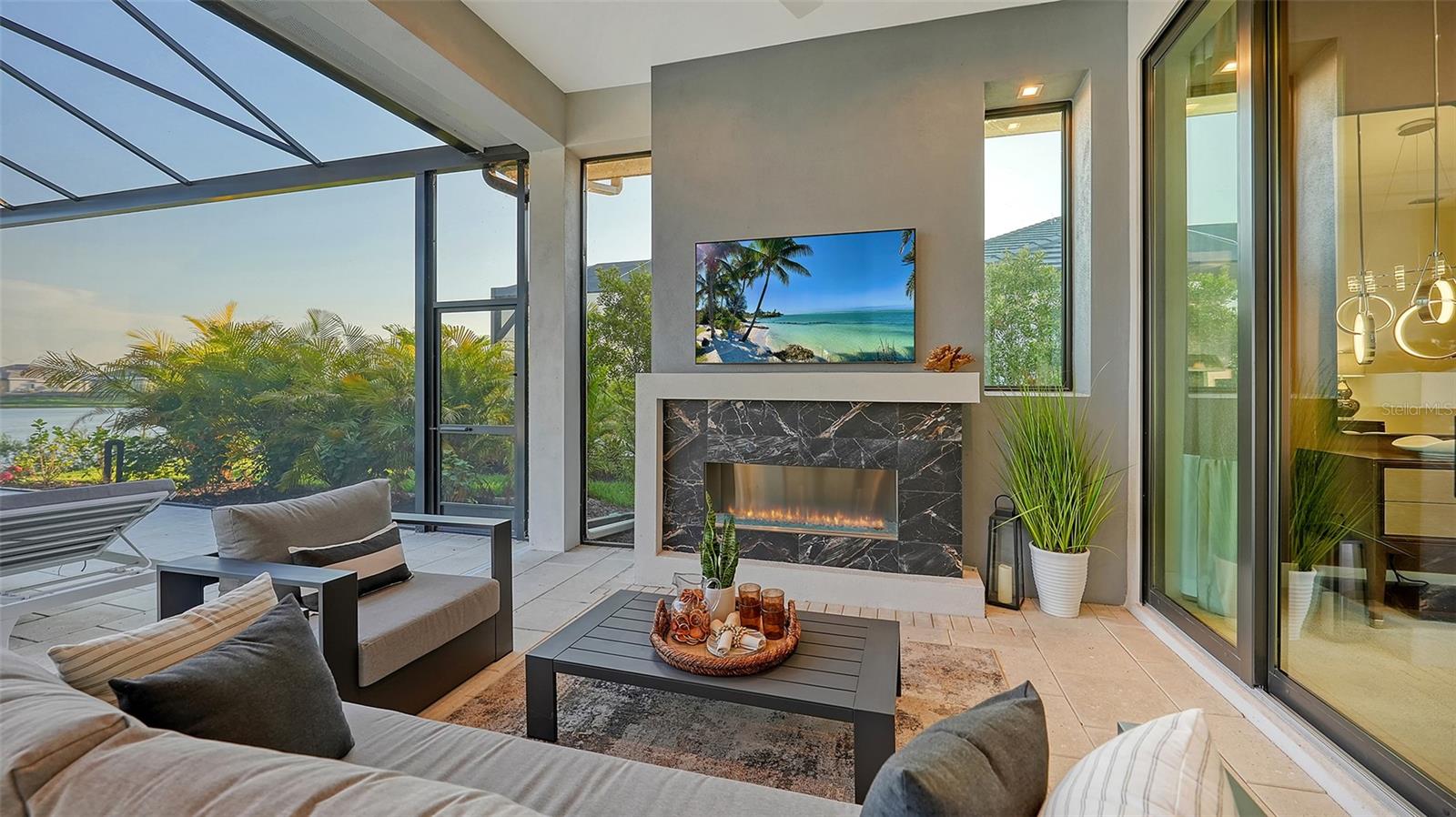 1210 BLUE SHELL LOOP