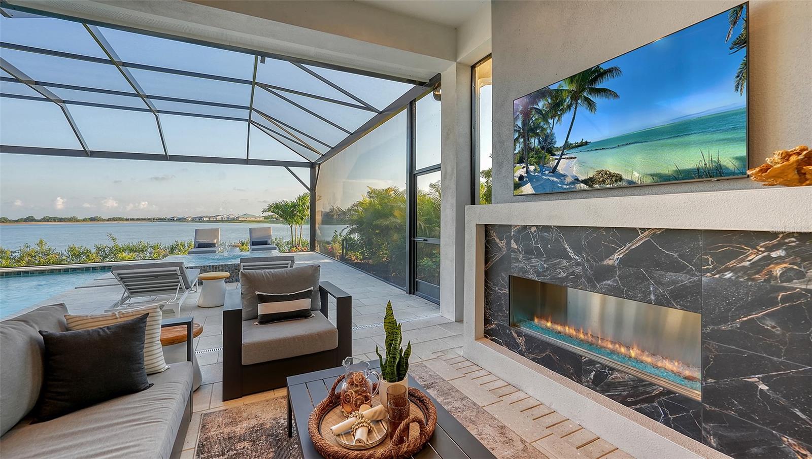 1210 BLUE SHELL LOOP