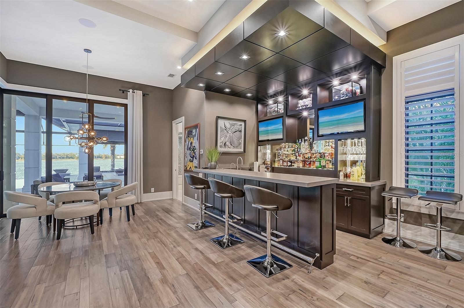 14733 COMO CIR
