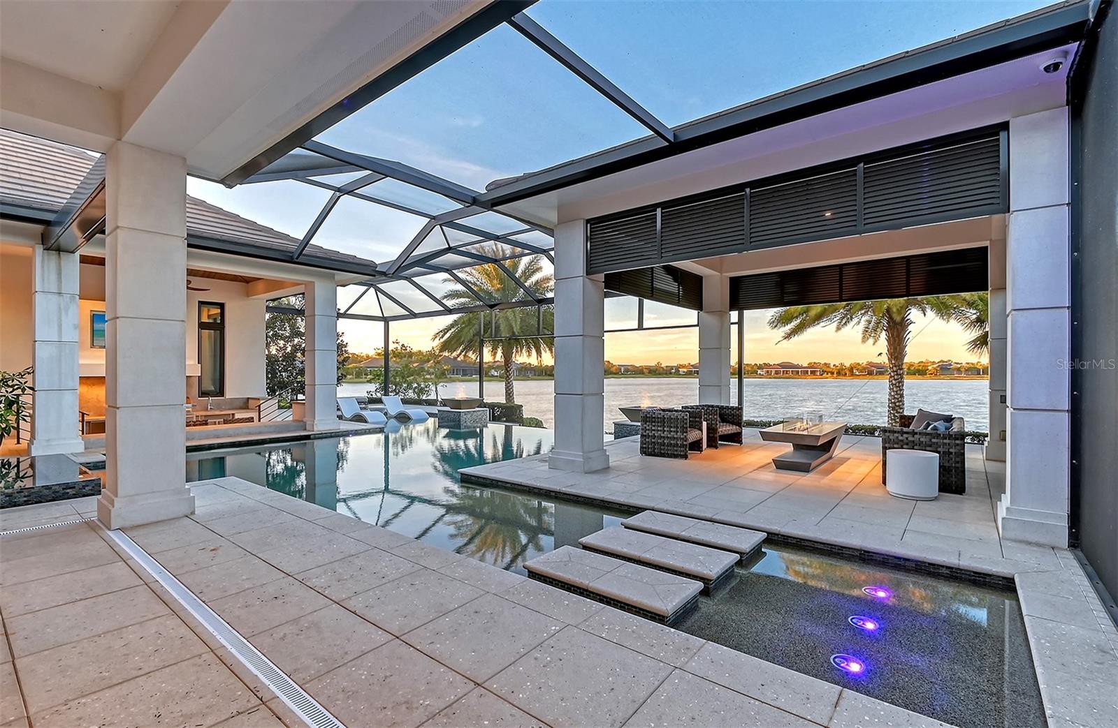 14733 COMO CIR