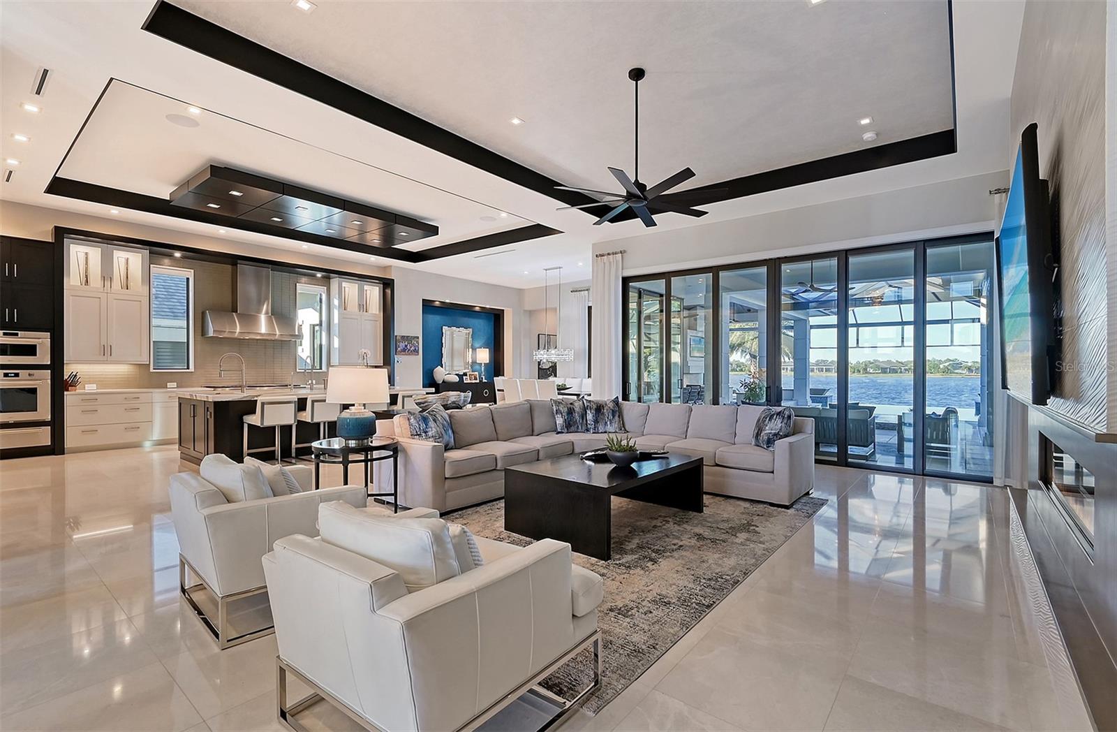 14733 COMO CIR