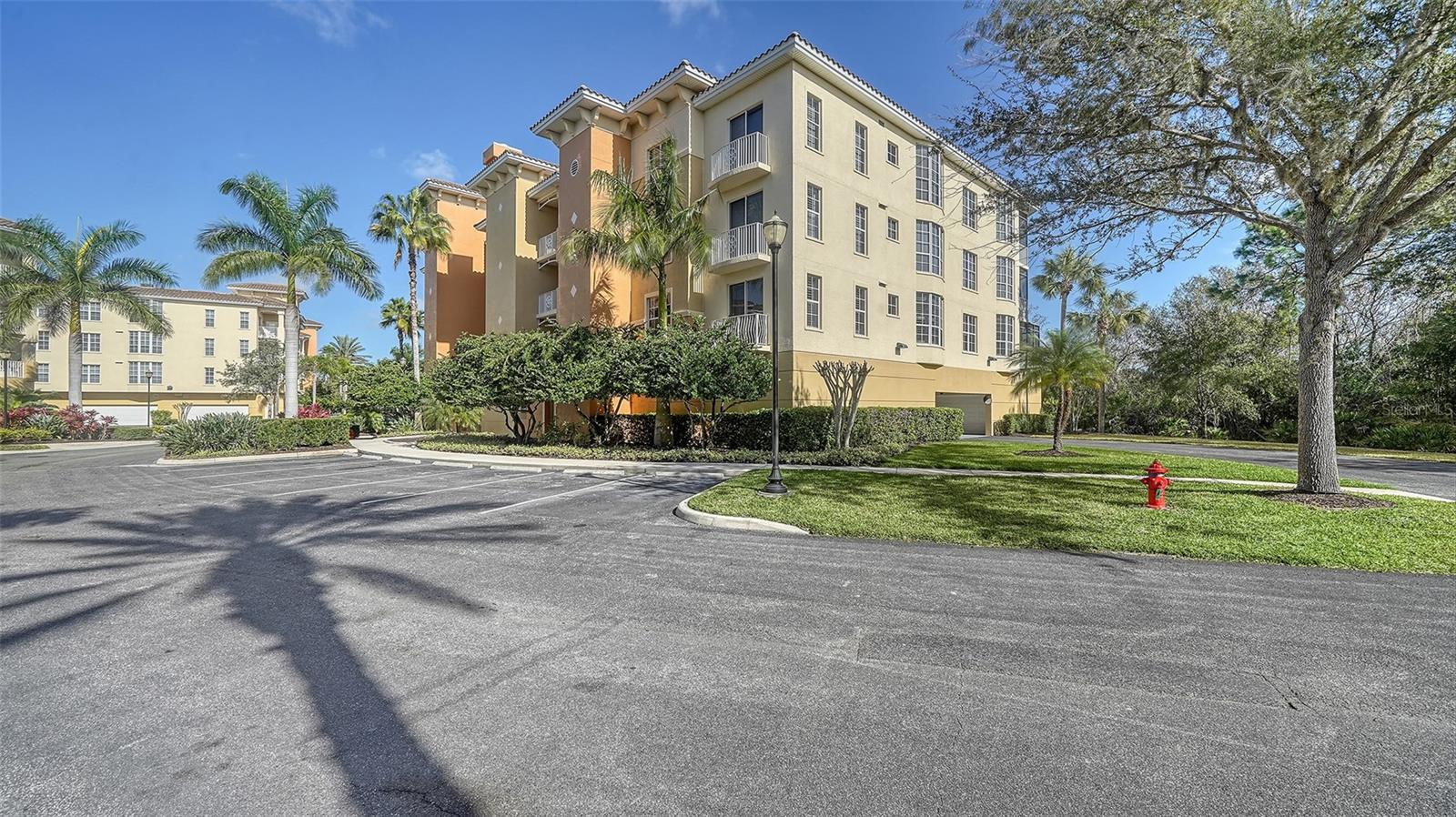 6465 WATERCREST WAY #404
