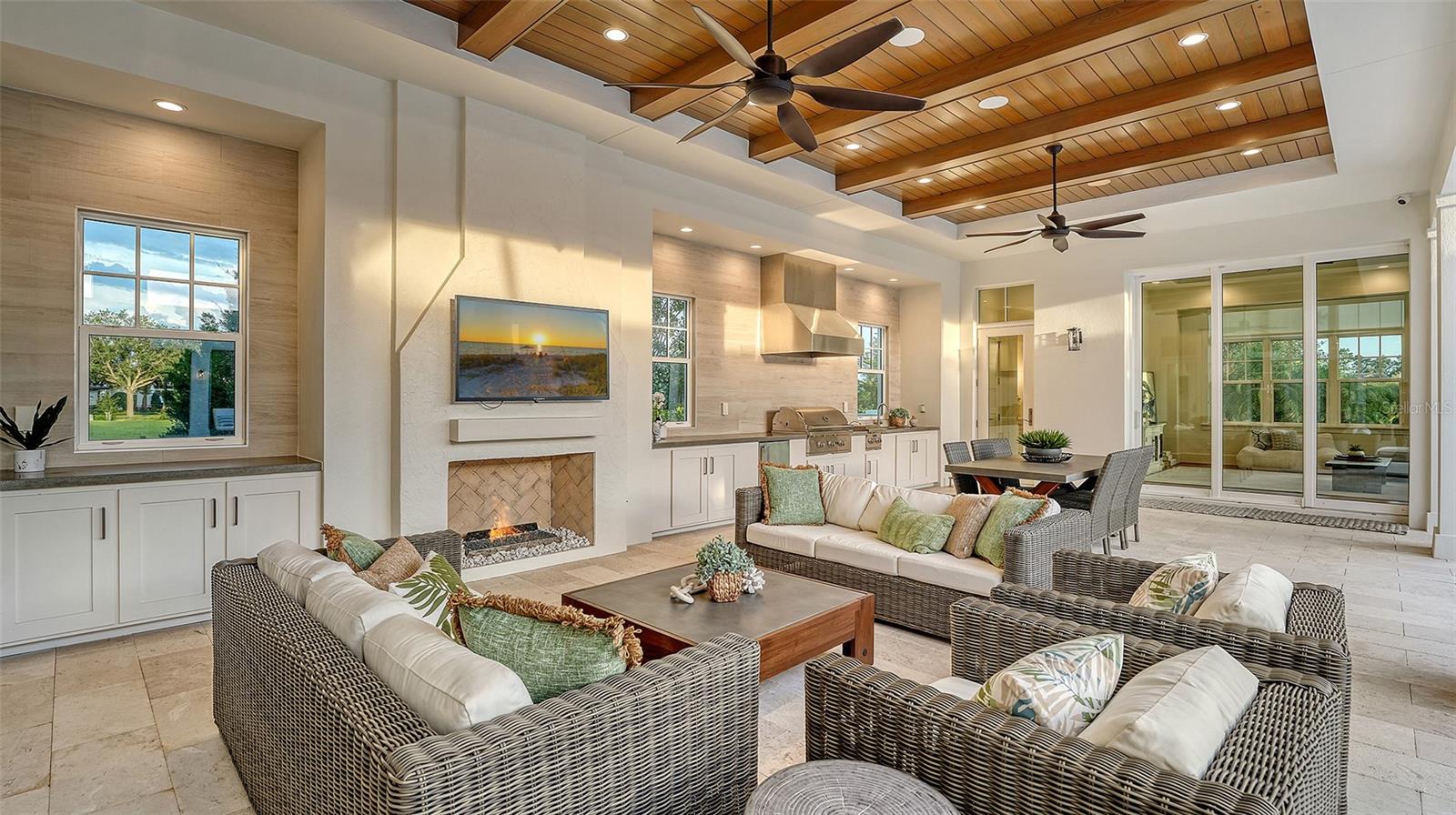 15904 BAYCROSS DR