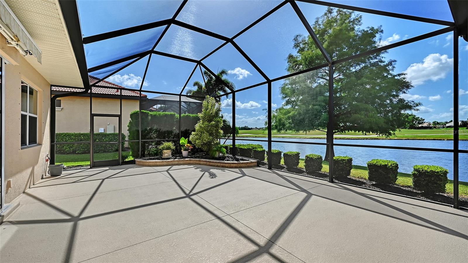 14718 SECRET HARBOR PL