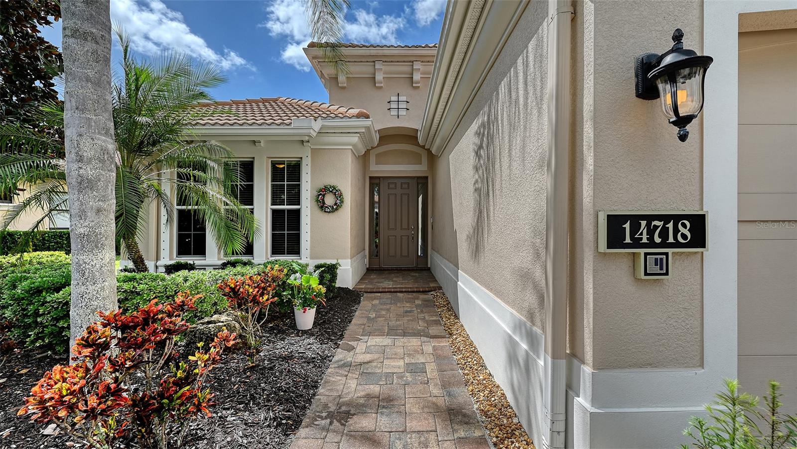 14718 SECRET HARBOR PL