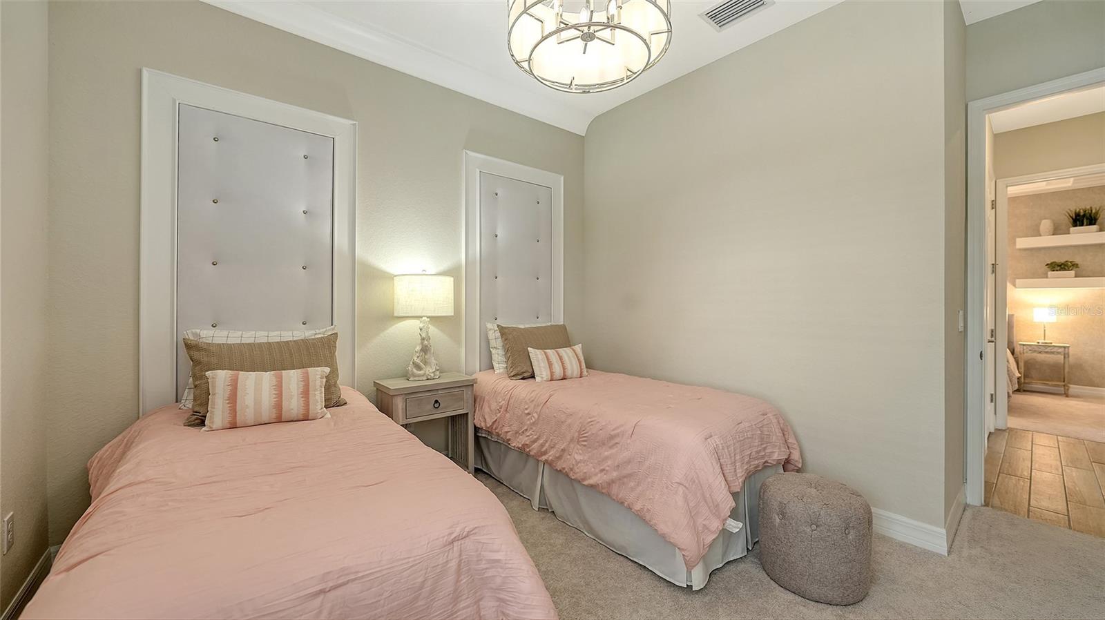 7007 WHITTLEBURY TRL