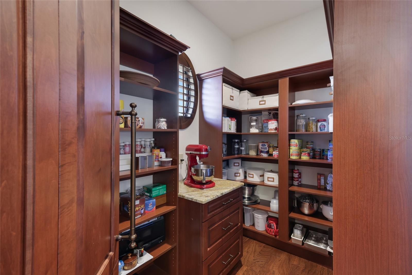 14909 SECRET HARBOR PL