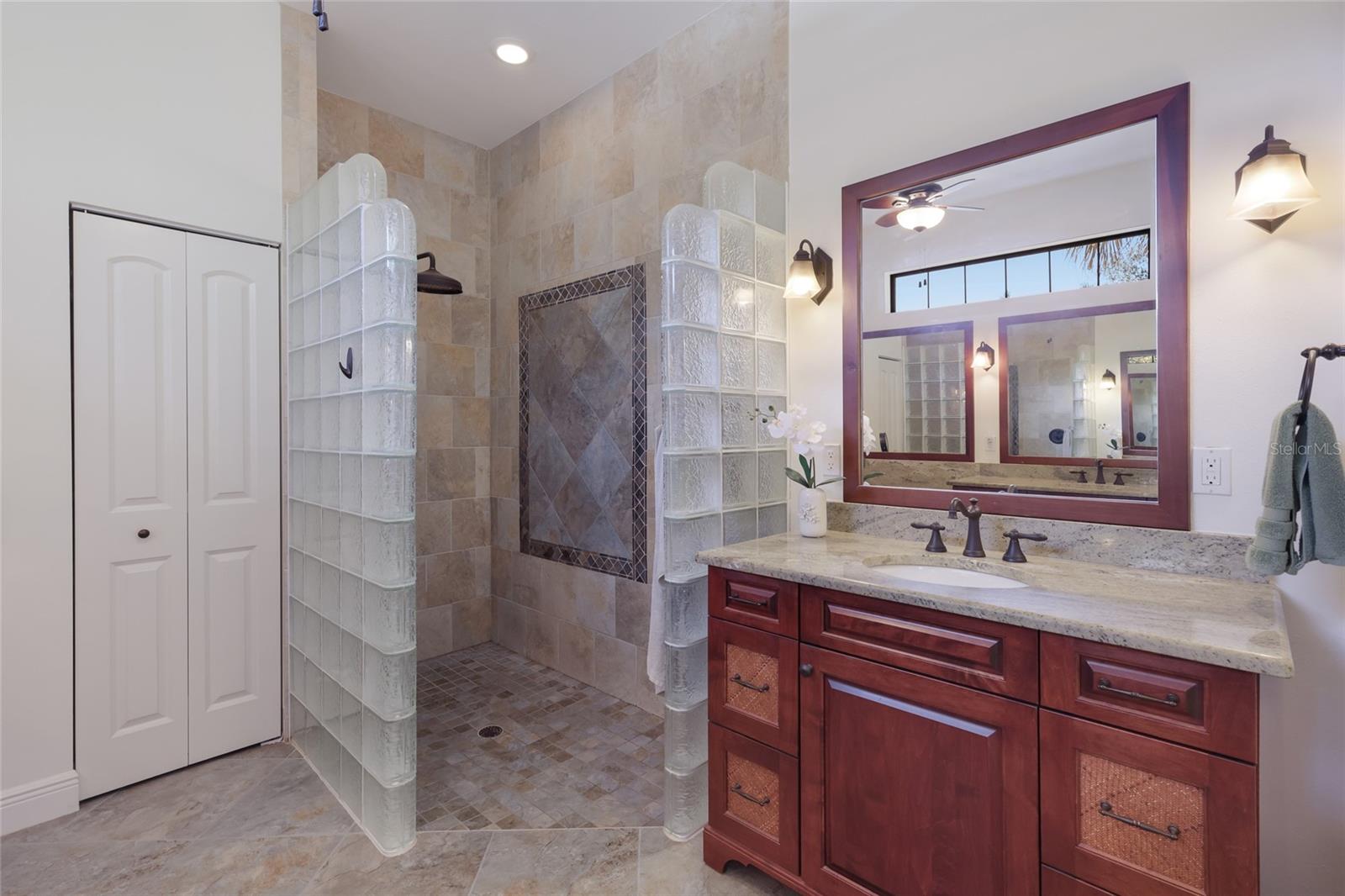 14909 SECRET HARBOR PL