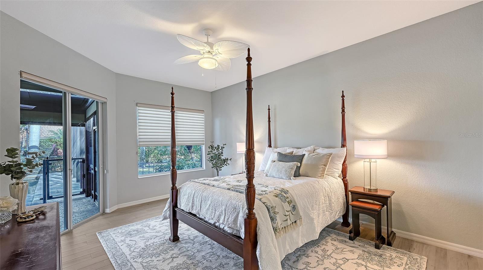 7527 CAMDEN HARBOUR DR