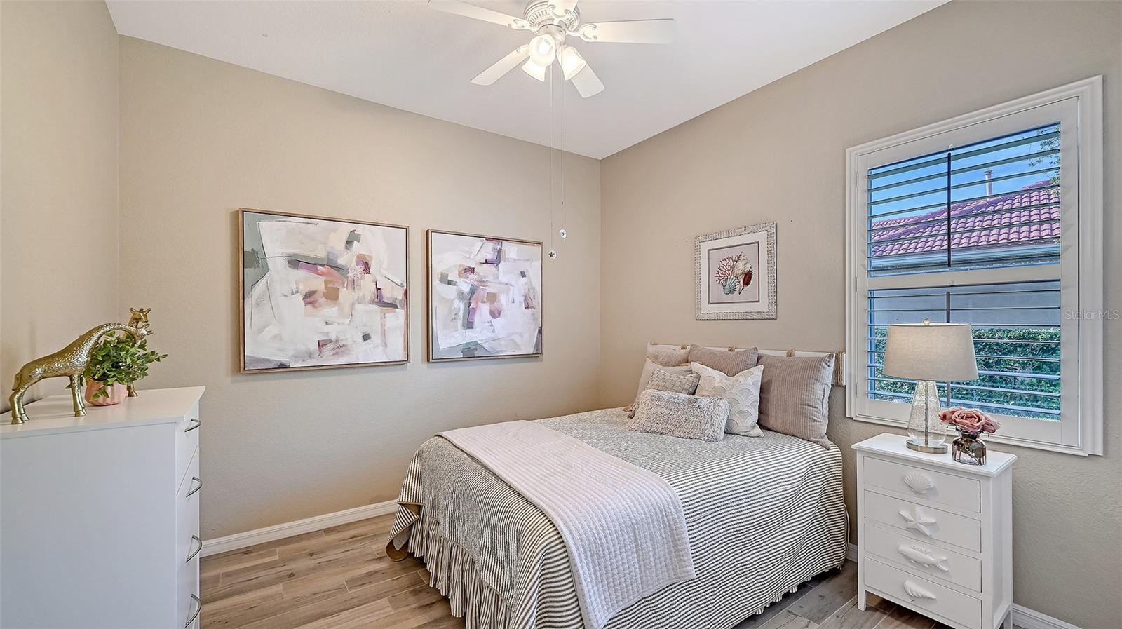 7527 CAMDEN HARBOUR DR