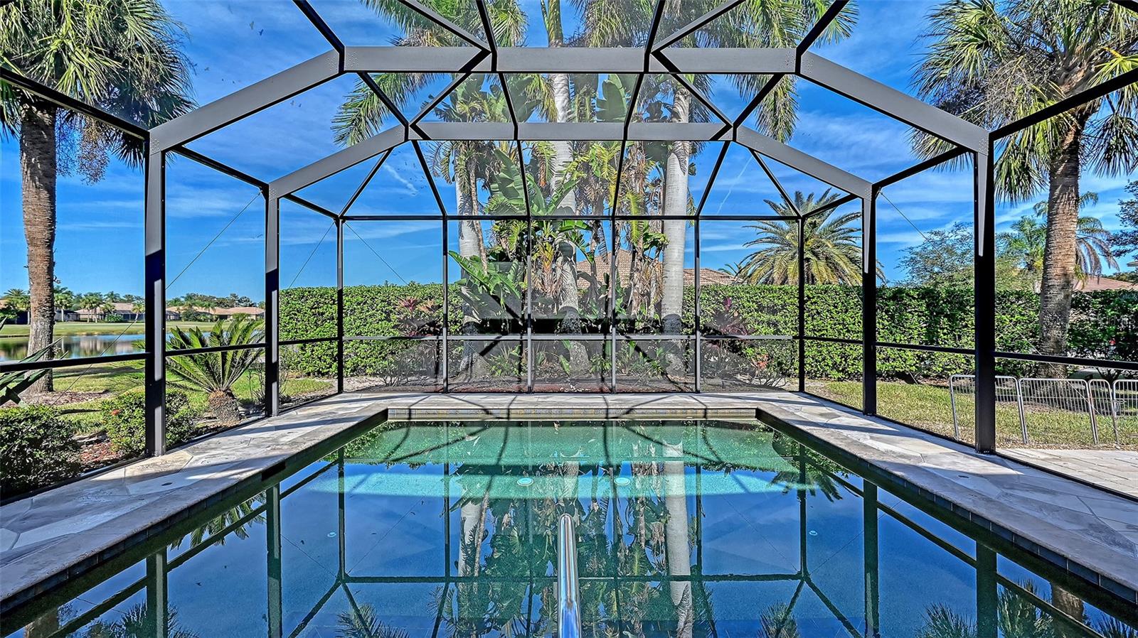 7527 CAMDEN HARBOUR DR