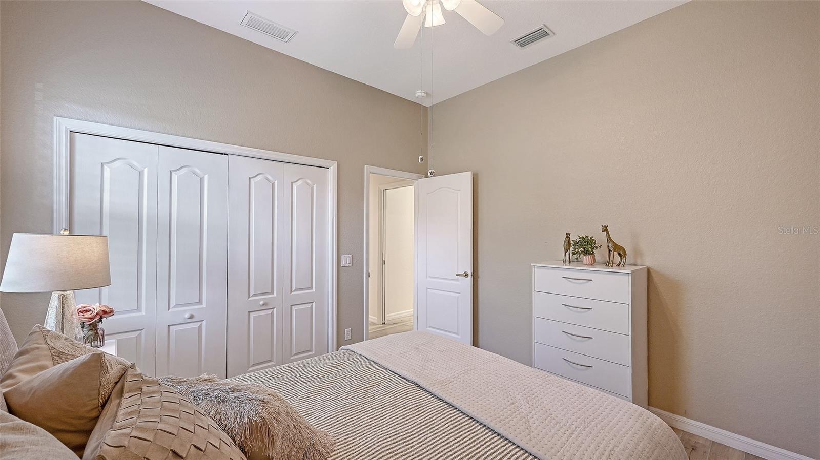 7527 CAMDEN HARBOUR DR