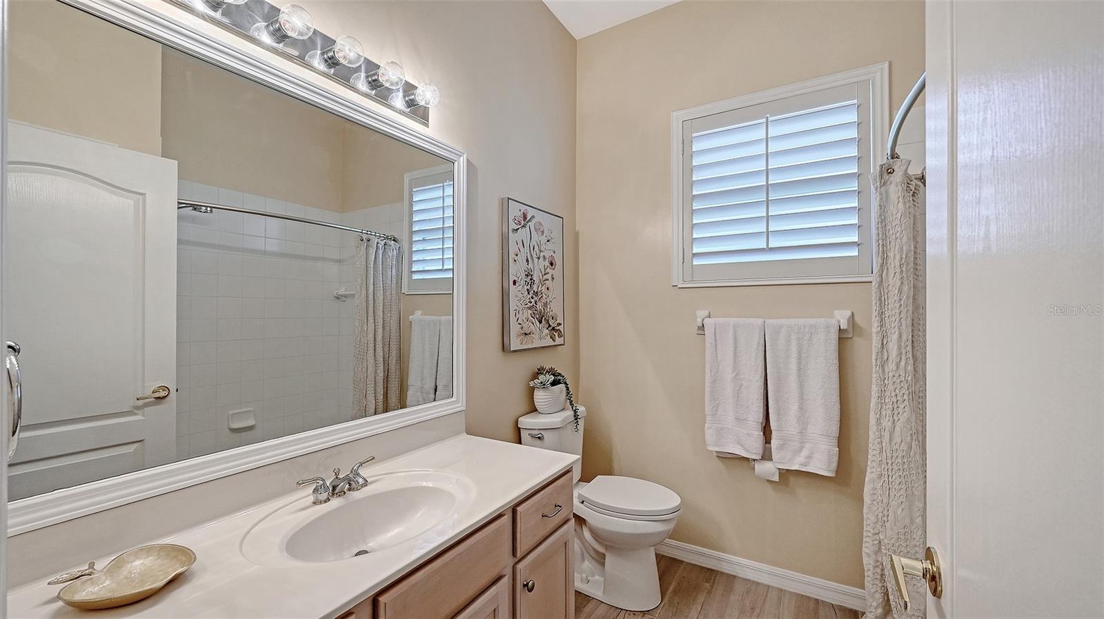 7527 CAMDEN HARBOUR DR