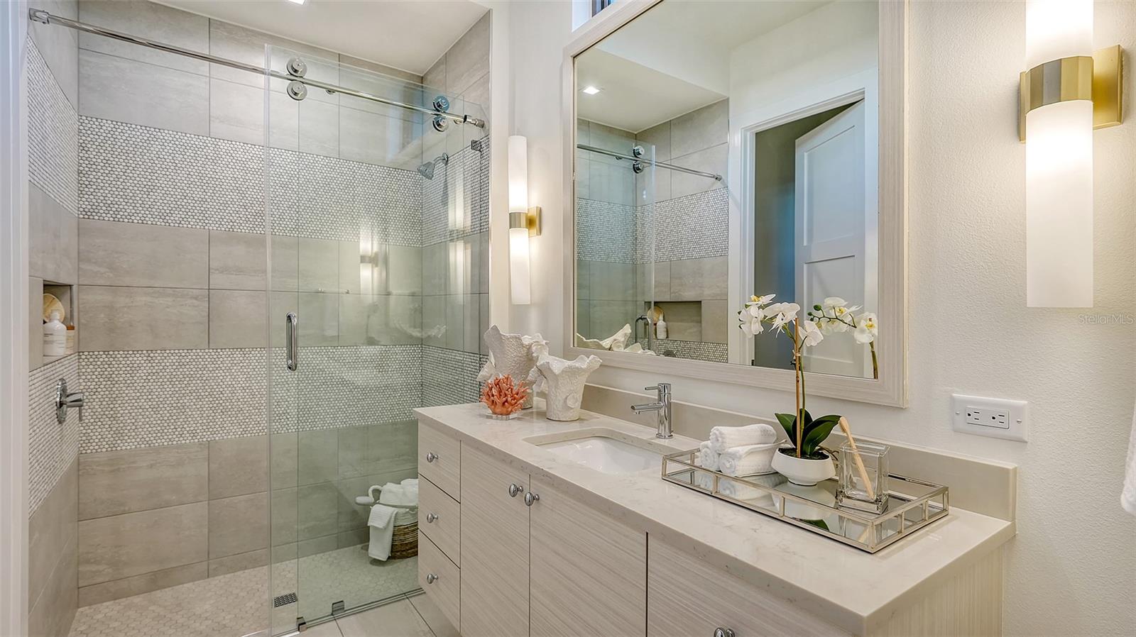 1206 BLUE SHELL LOOP