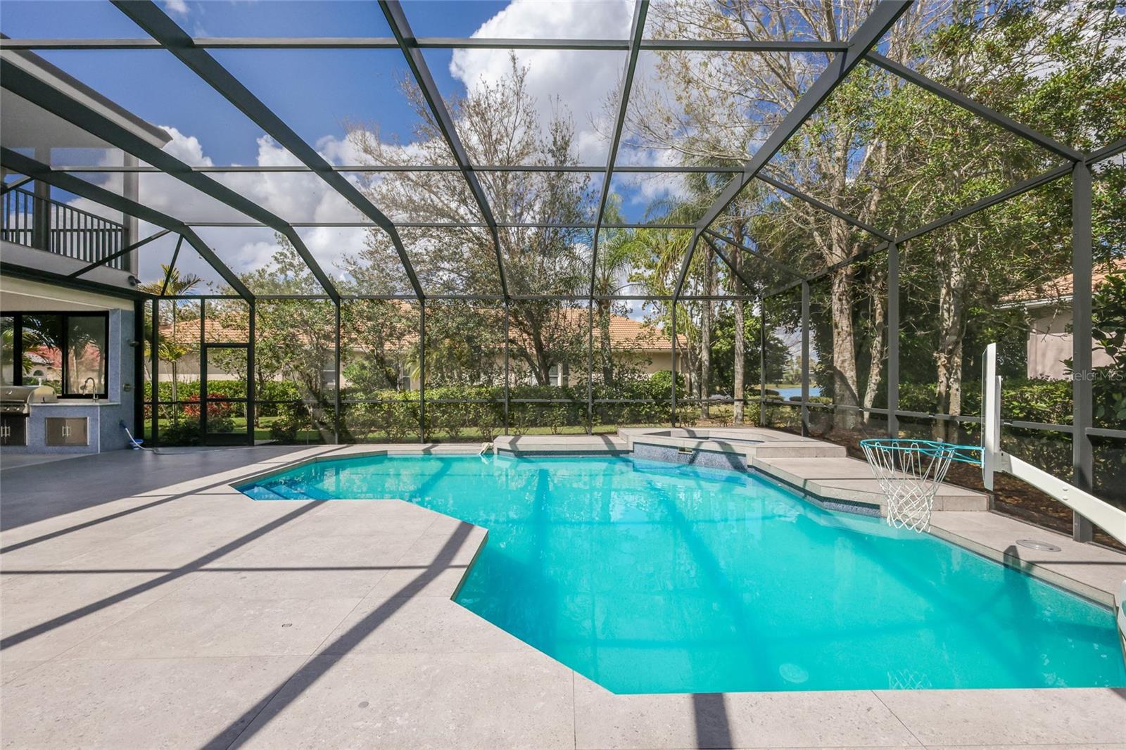 8009 ROYAL BIRKDALE CIR