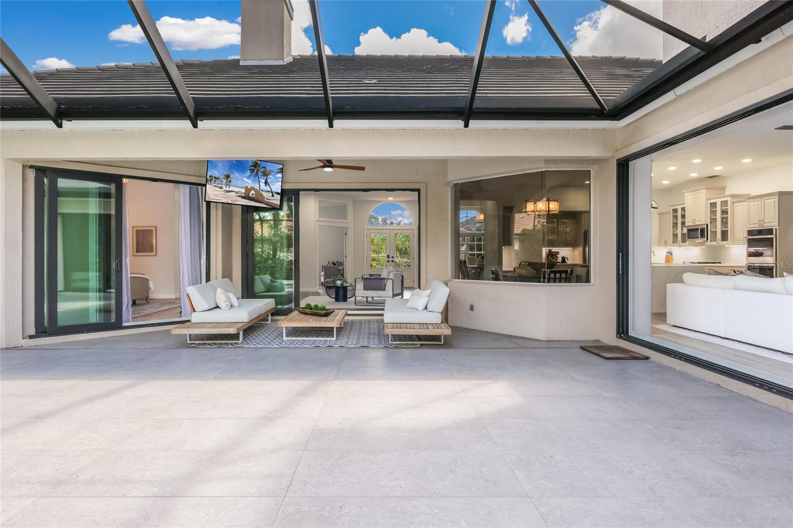 8009 ROYAL BIRKDALE CIR